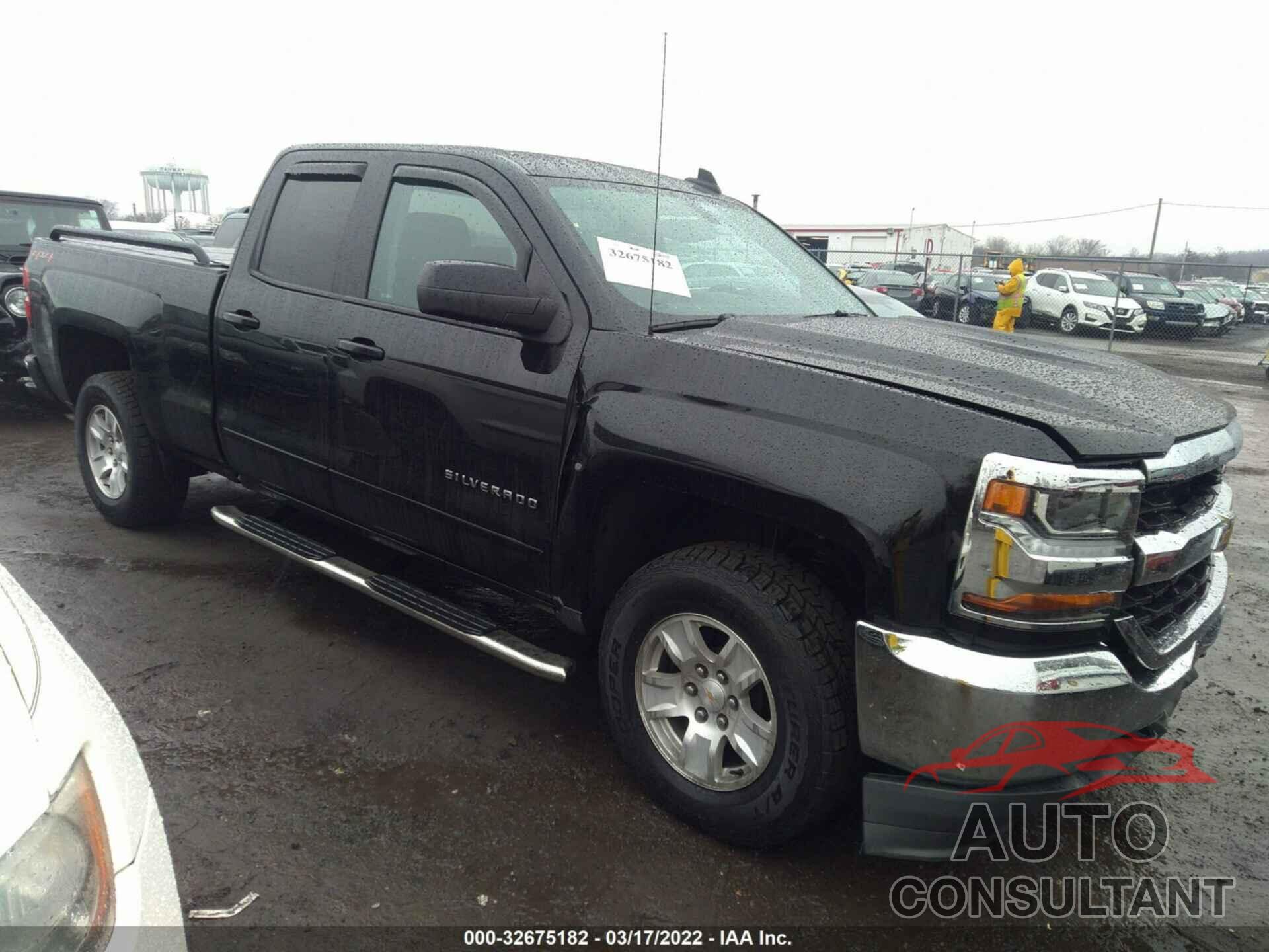 CHEVROLET SILVERADO 1500 2018 - 1GCVKREH2JZ312952
