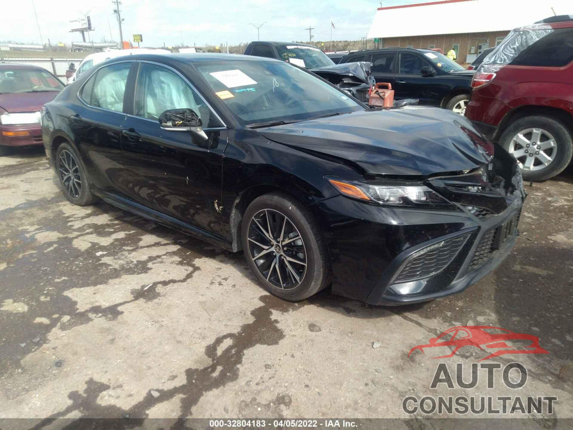 TOYOTA CAMRY 2022 - 4T1G11AK3NU638479