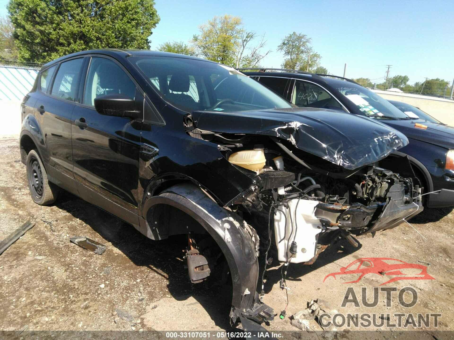 FORD ESCAPE 2017 - 1FMCU0F78HUB88370