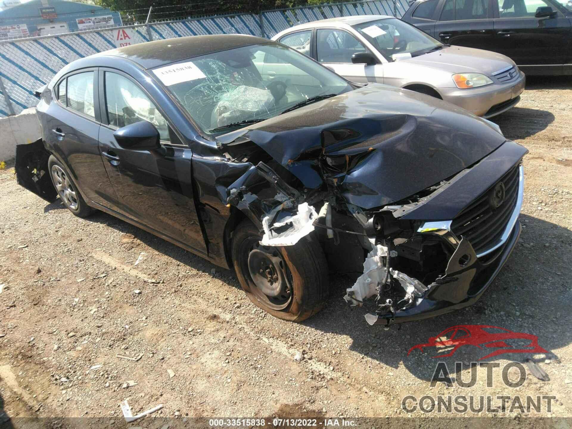 MAZDA MAZDA3 4-DOOR 2018 - 3MZBN1U70JM199392