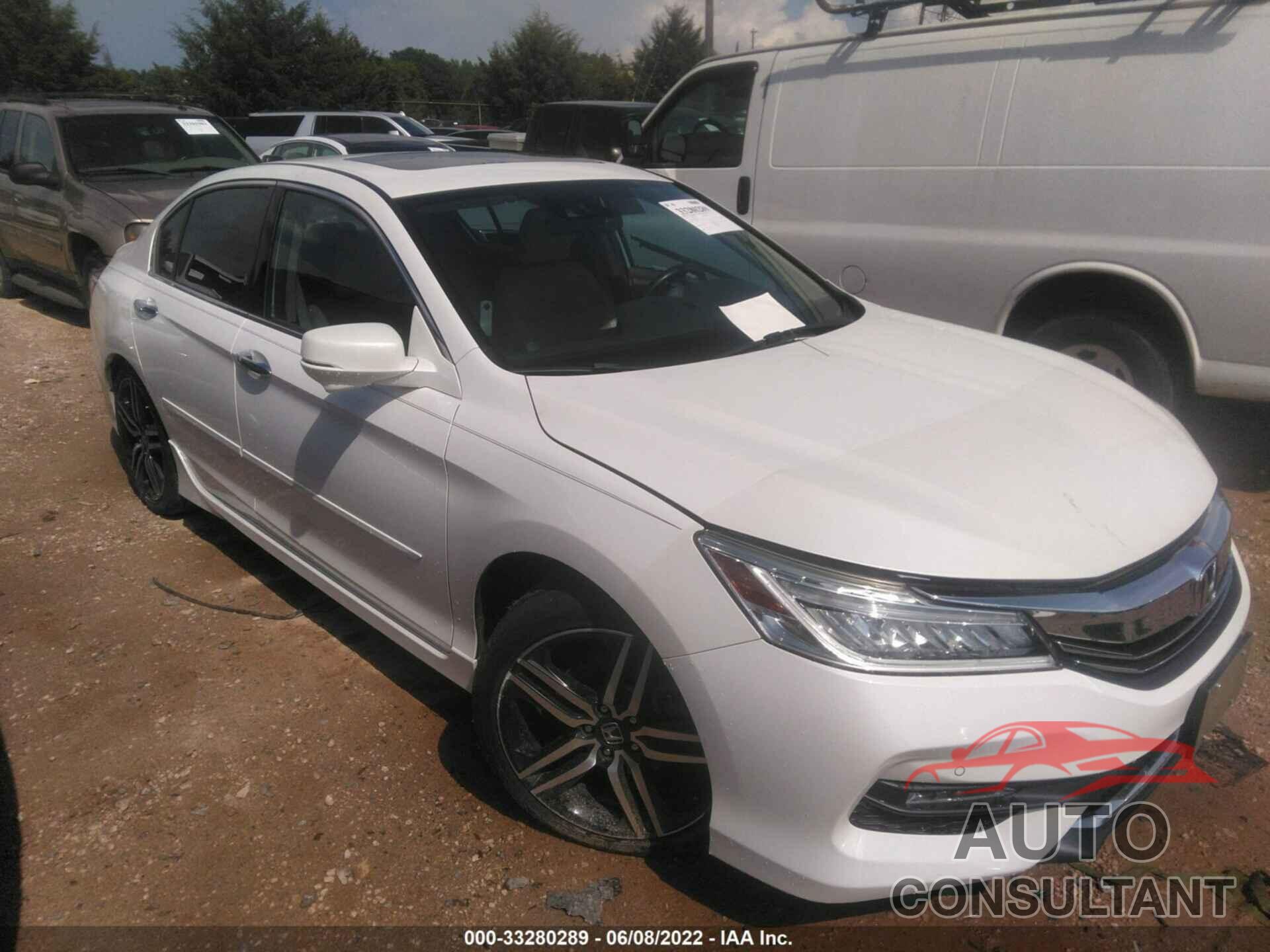 HONDA ACCORD SEDAN 2017 - 1HGCR3F92HA003614