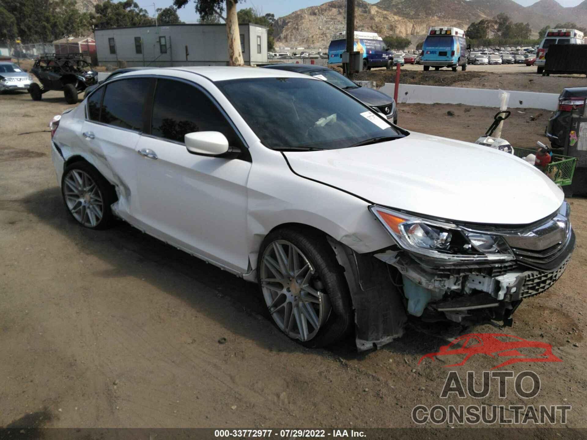 HONDA ACCORD SEDAN 2016 - 1HGCR2F52GA243929