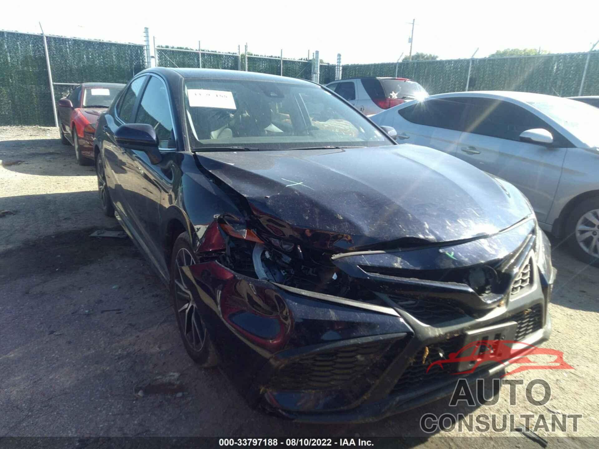TOYOTA CAMRY 2021 - 4T1G11AK1MU597588