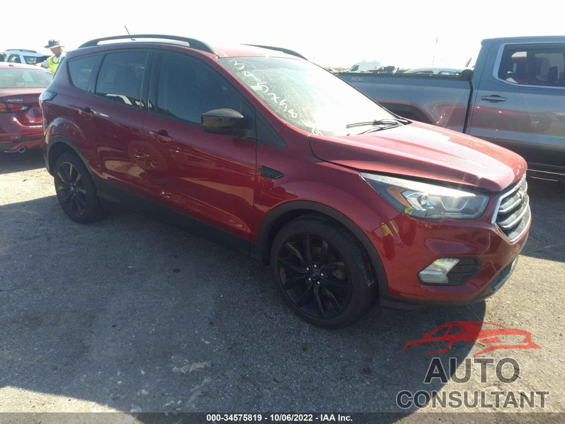 FORD ESCAPE 2018 - 1FMCU0GD2JUA79560