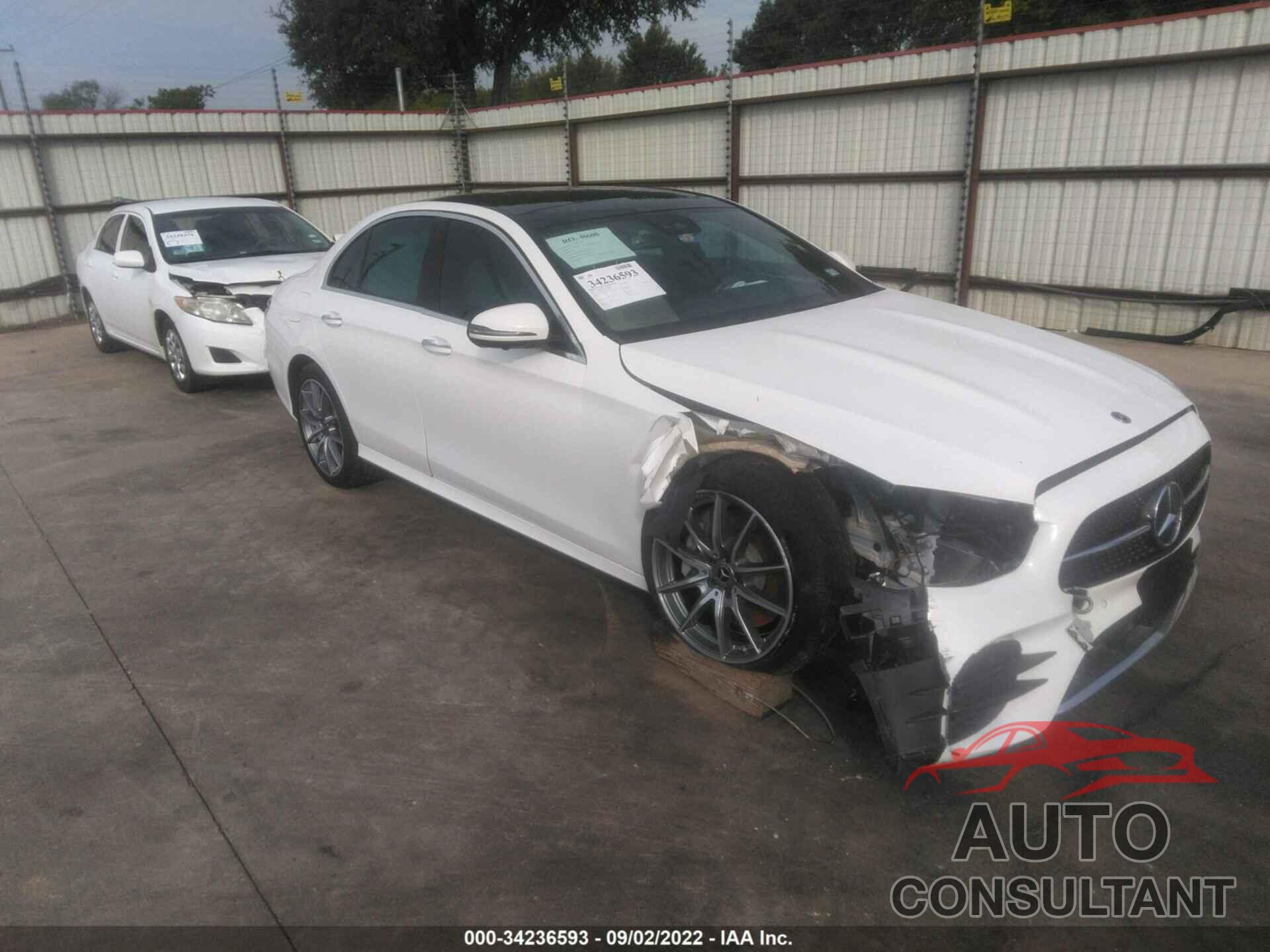 MERCEDES-BENZ E-CLASS 2021 - W1KZF8DB5MA989760