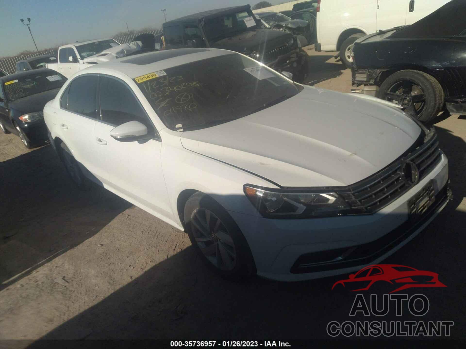VOLKSWAGEN PASSAT 2018 - 1VWBA7A35JC011970