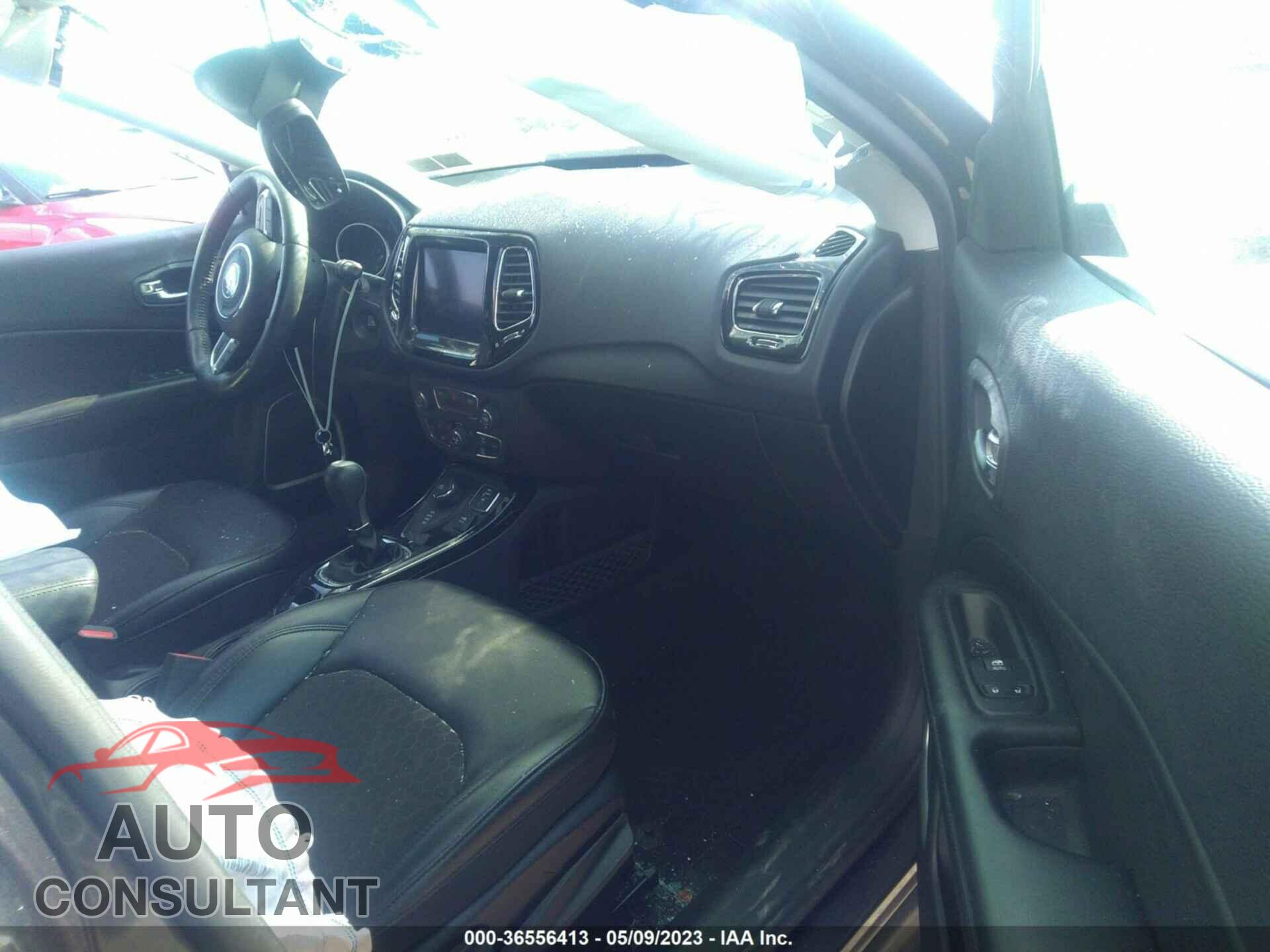 JEEP COMPASS 2020 - 3C4NJDBB0LT148455
