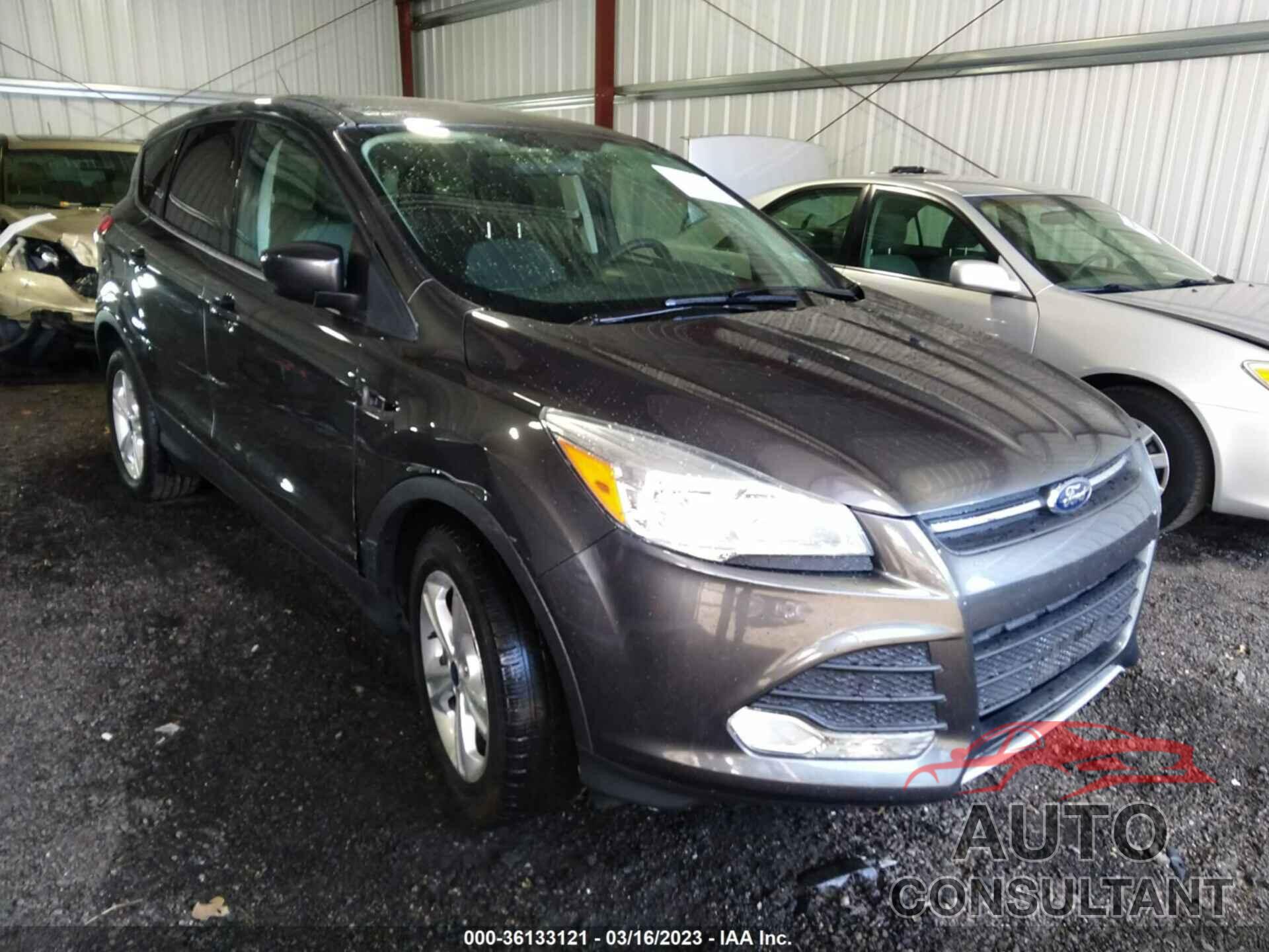 FORD ESCAPE 2015 - 1FMCU0G71FUA04396