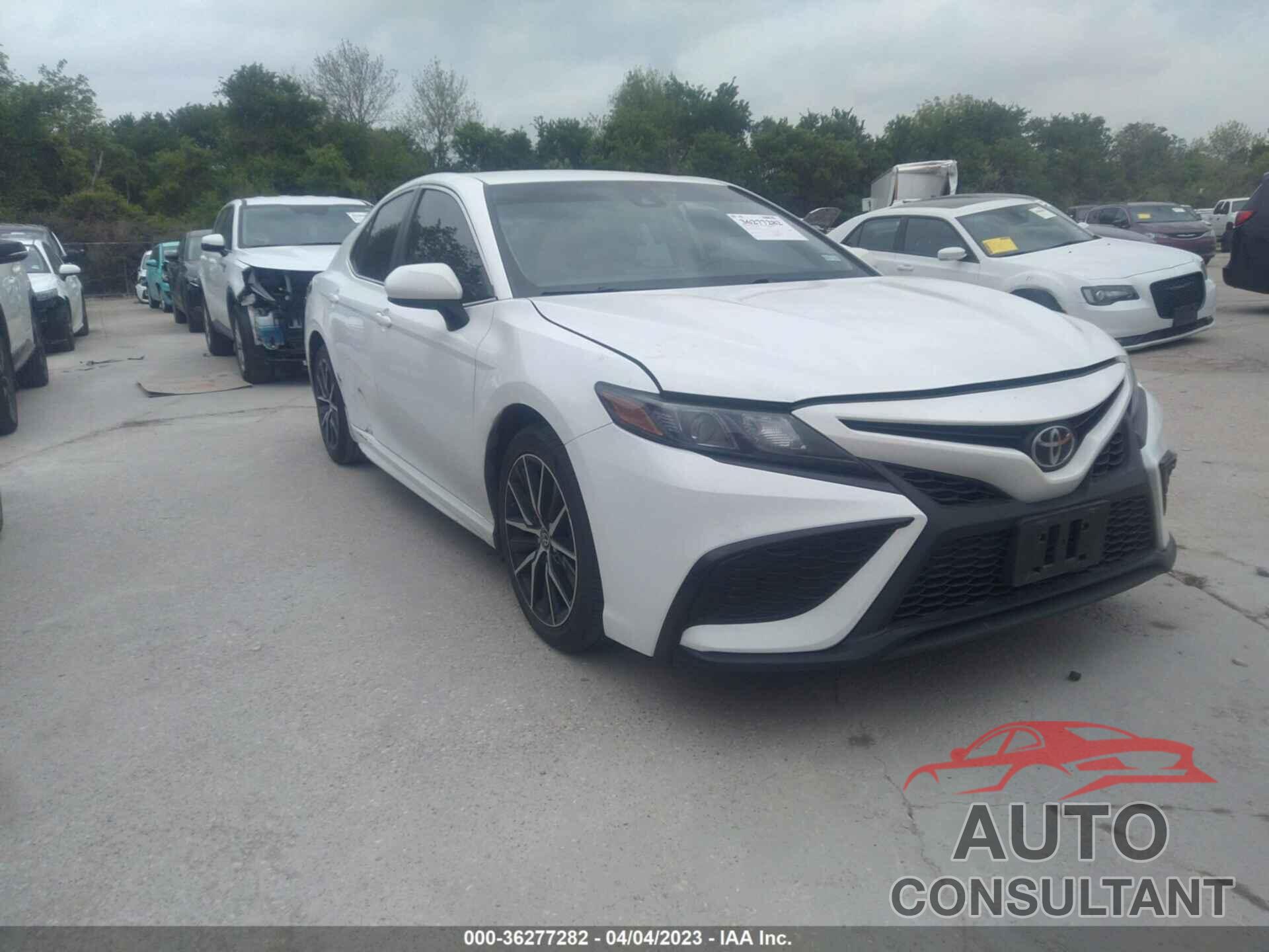 TOYOTA CAMRY 2021 - 4T1G11AKXMU547045