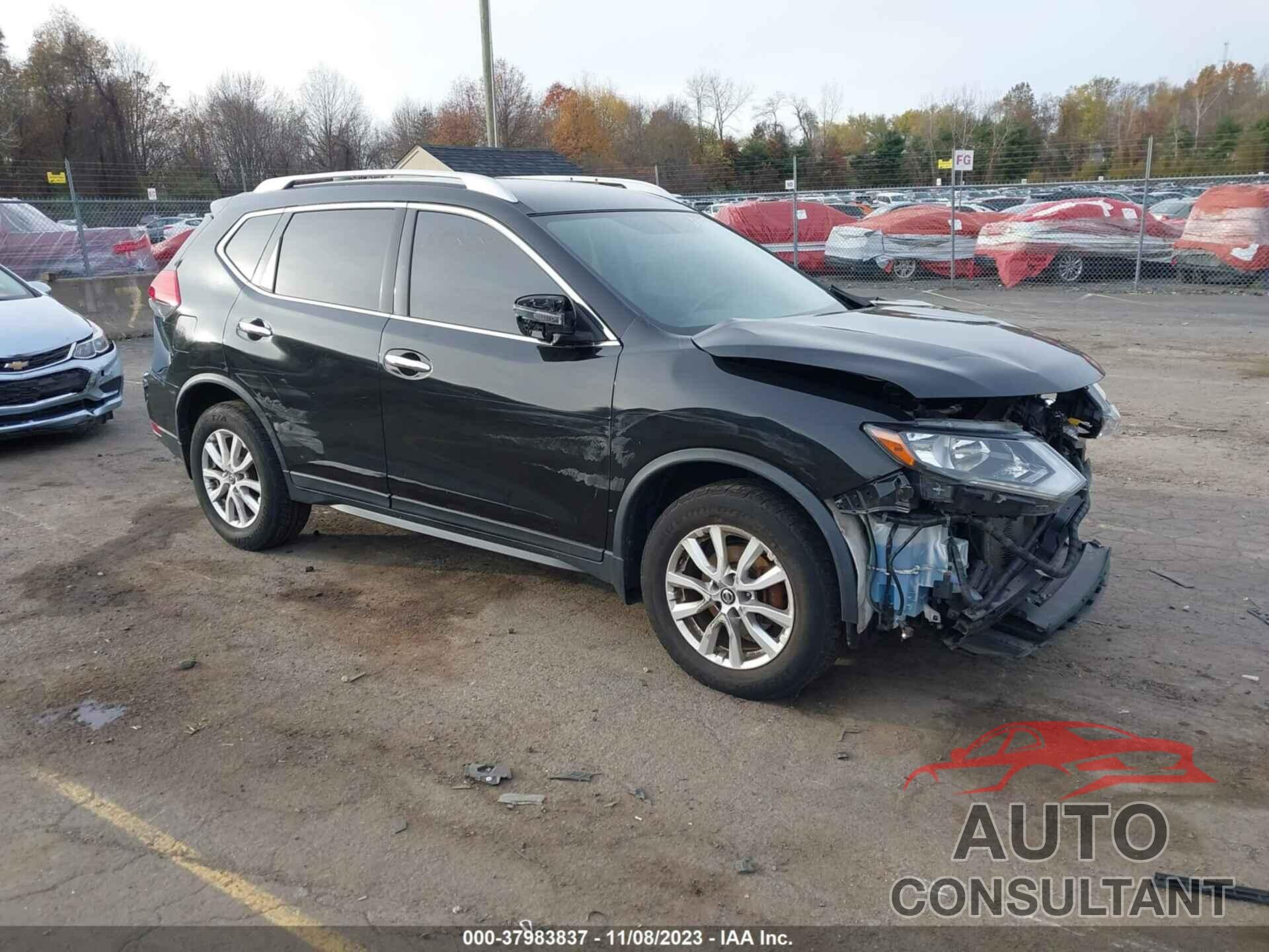 NISSAN ROGUE 2017 - JN8AT2MV7HW252015