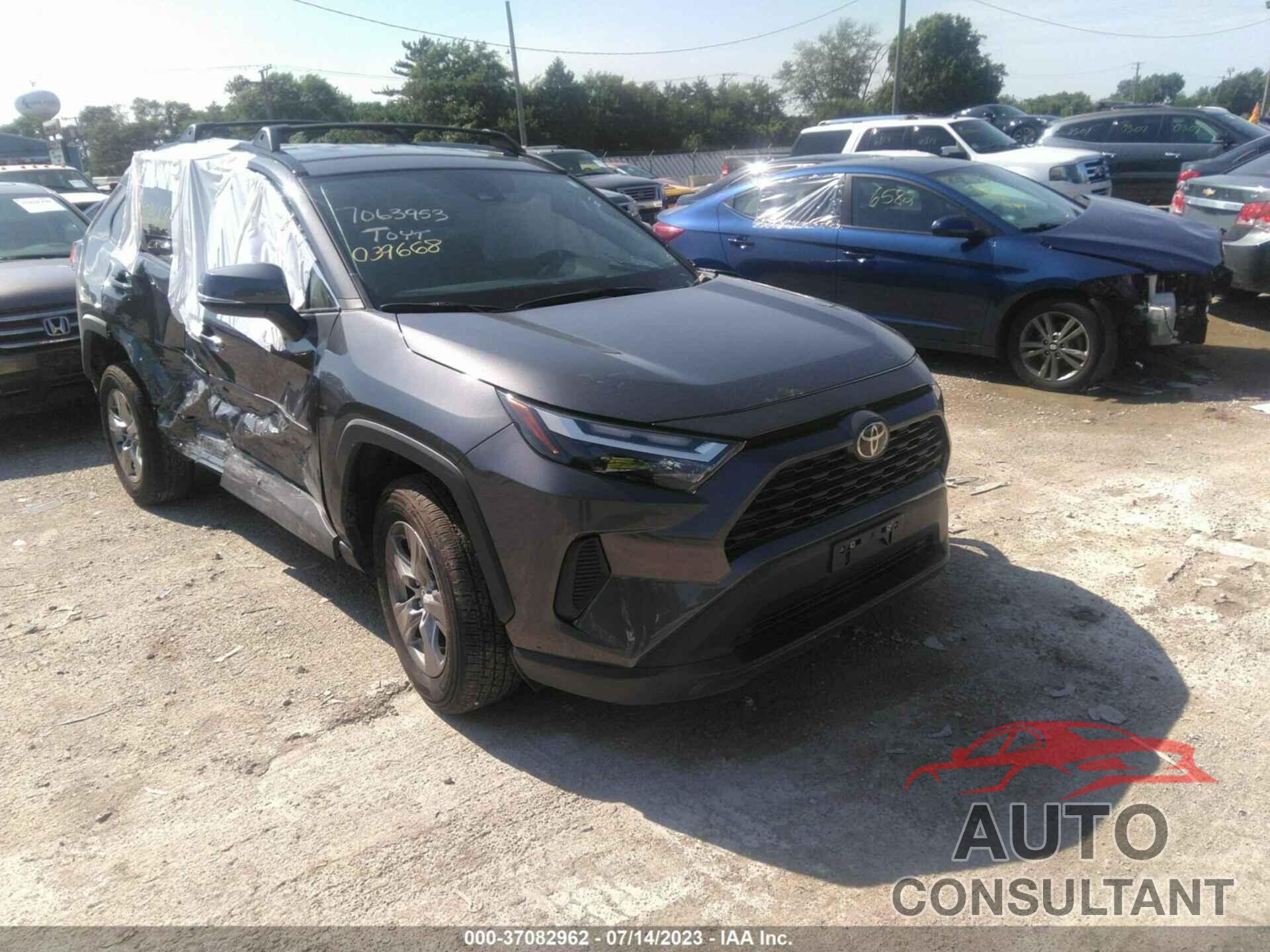TOYOTA RAV4 2022 - 2T3P1RFV4NW281614
