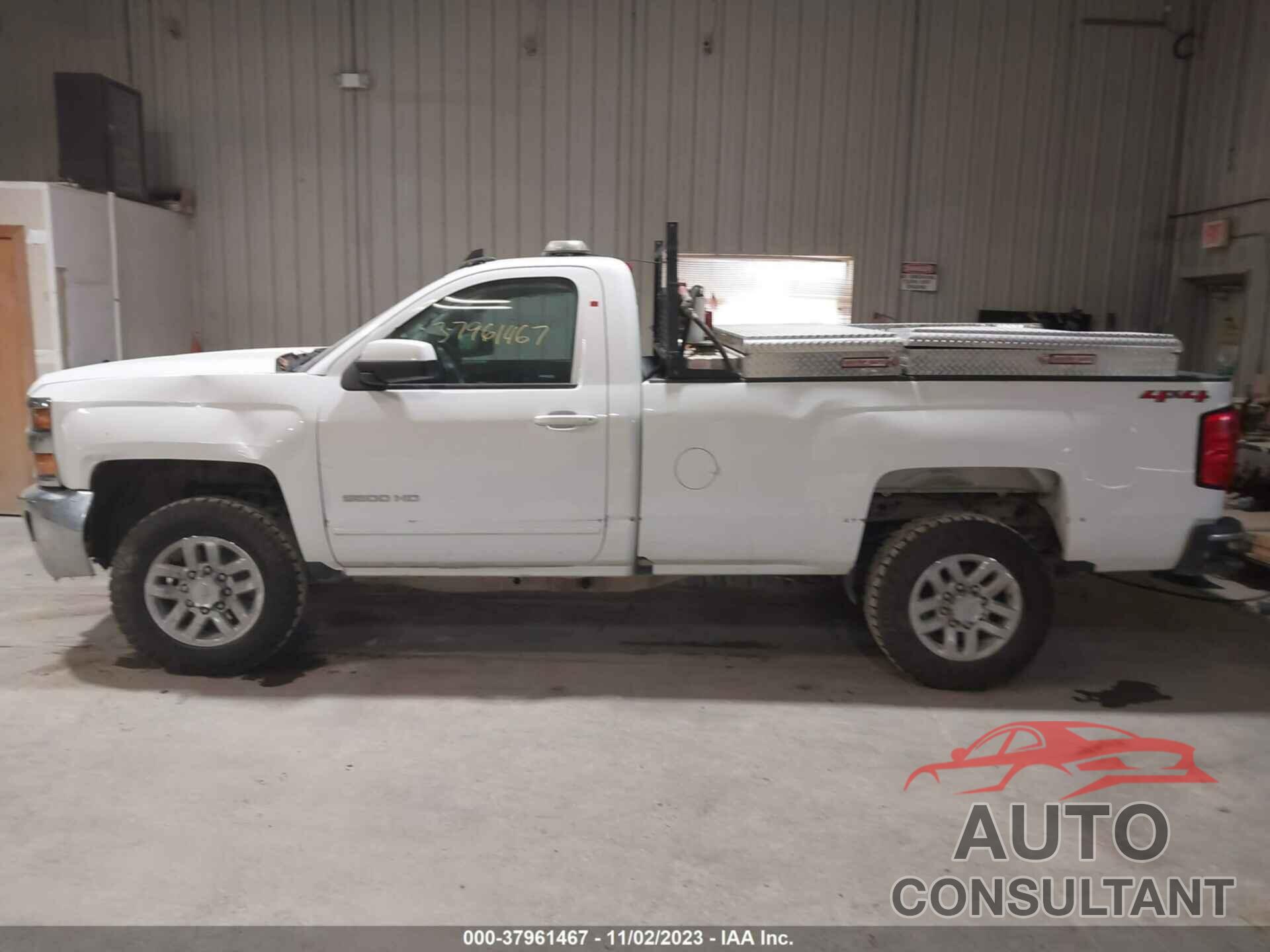 CHEVROLET SILVERADO 2500HD 2018 - 1GC0KVEG3JZ265974