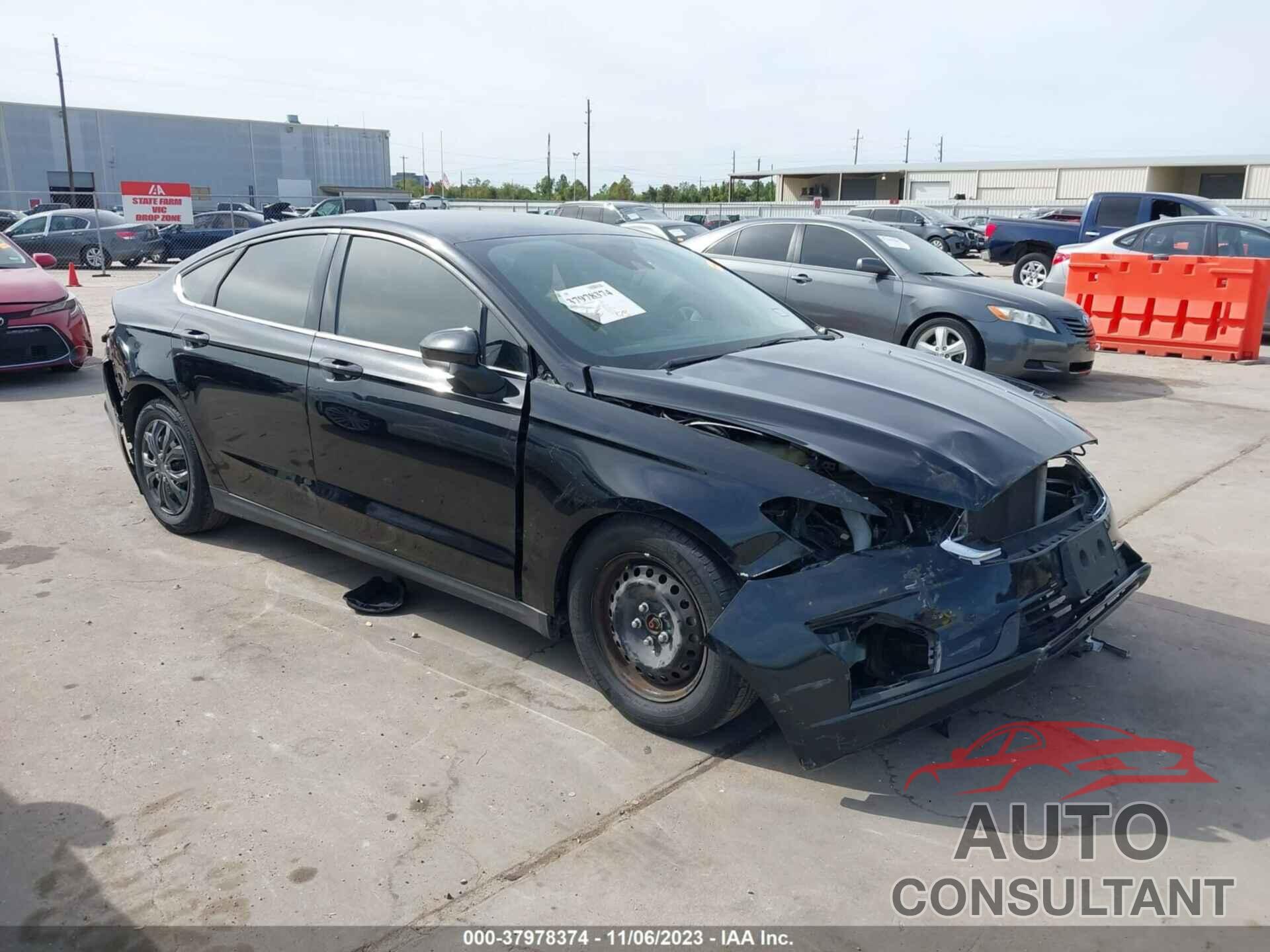 FORD FUSION 2020 - 3FA6P0G75LR266049