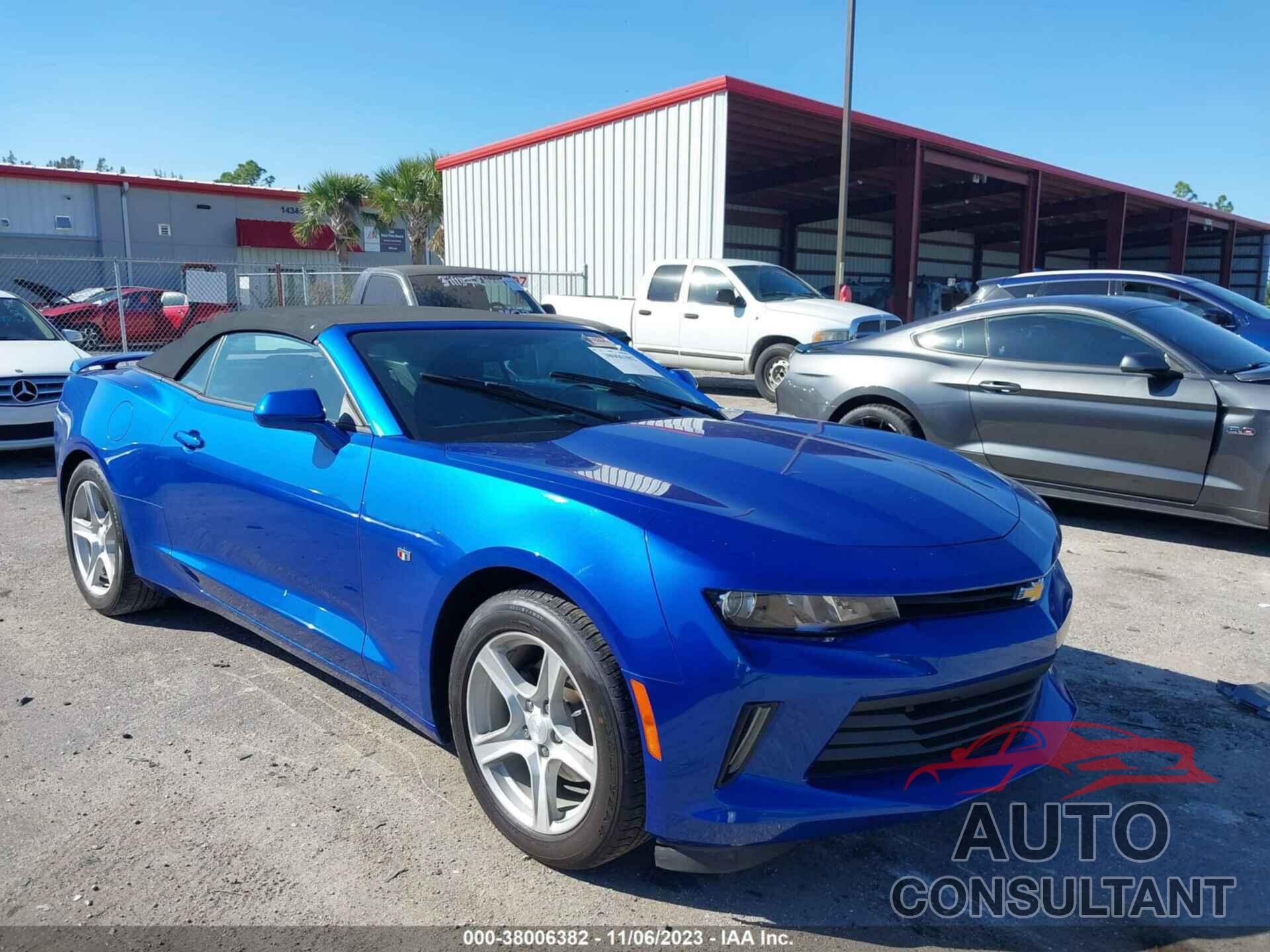 CHEVROLET CAMARO 2017 - 1G1FB3DX5H0111905