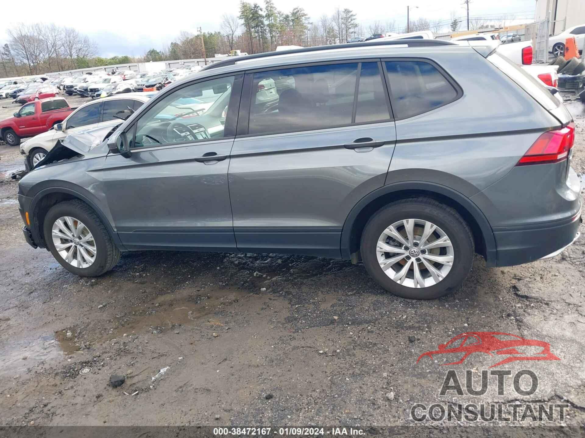 VOLKSWAGEN TIGUAN 2018 - 3VV1B7AX0JM206647