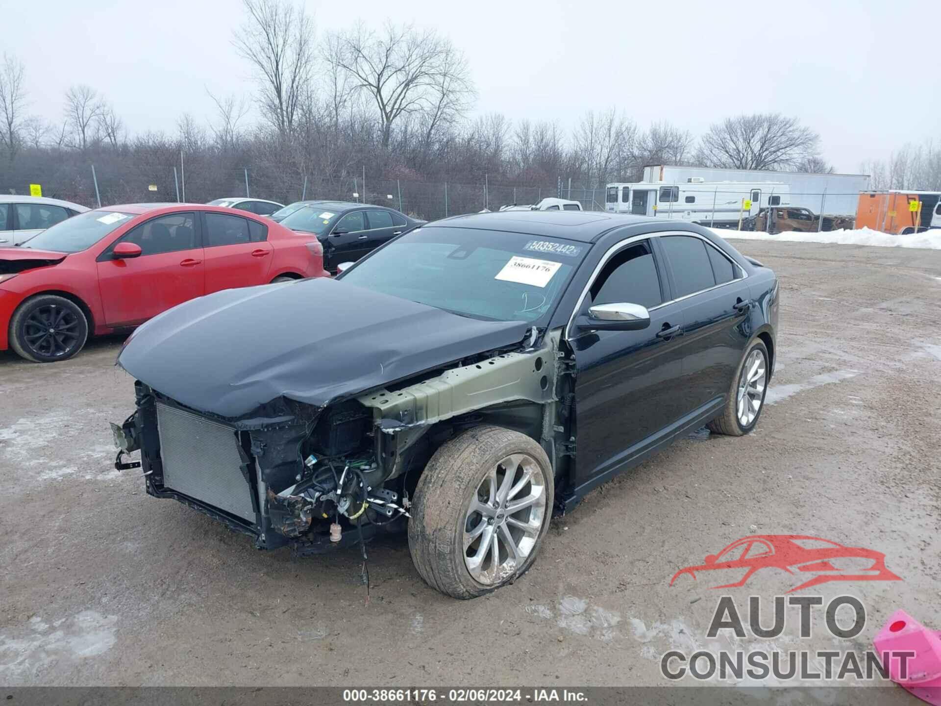 FORD TAURUS 2019 - 1FAHP2J81KG112482