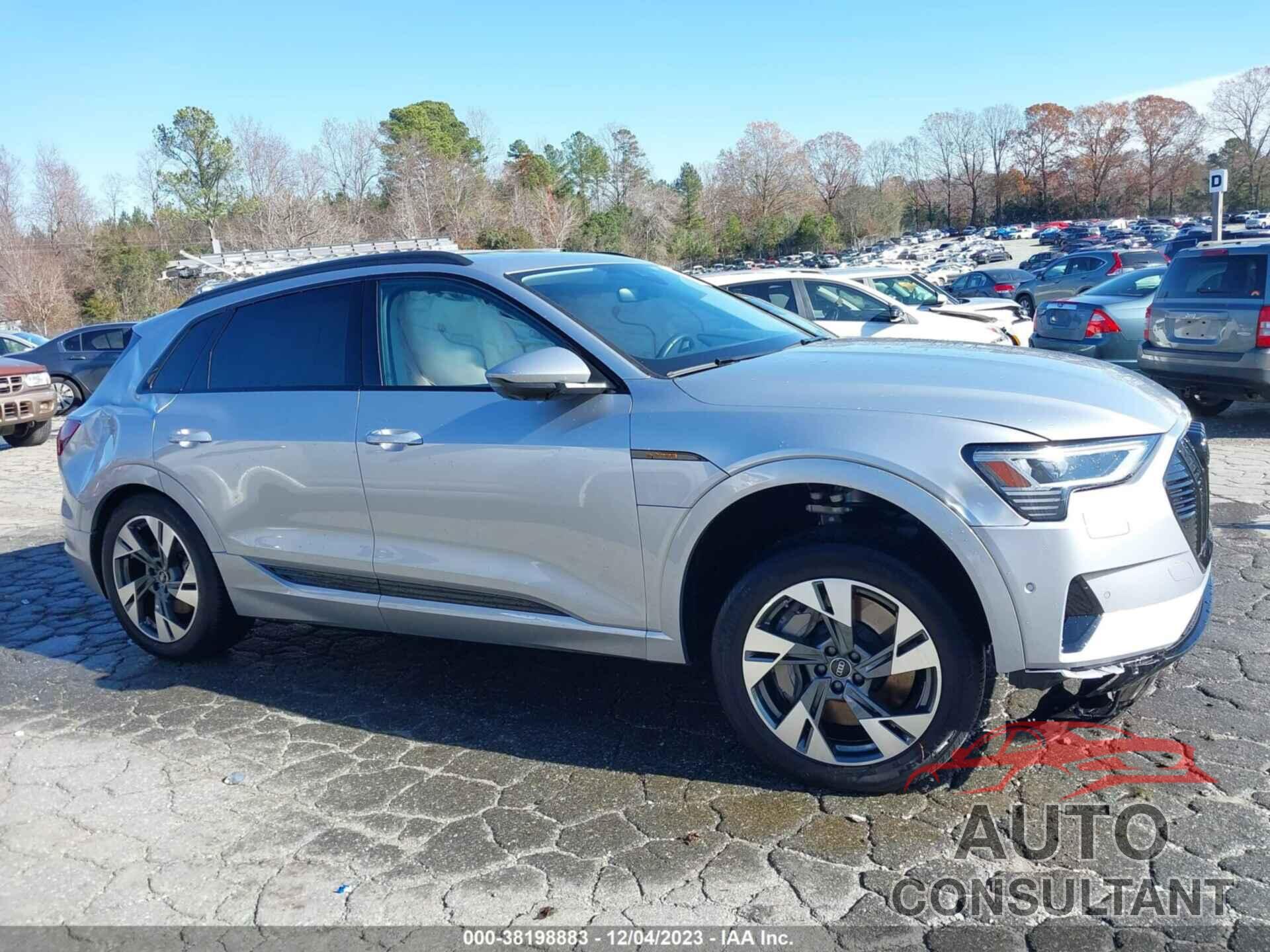 AUDI E-TRON 2022 - WA1AAAGE7NB047377