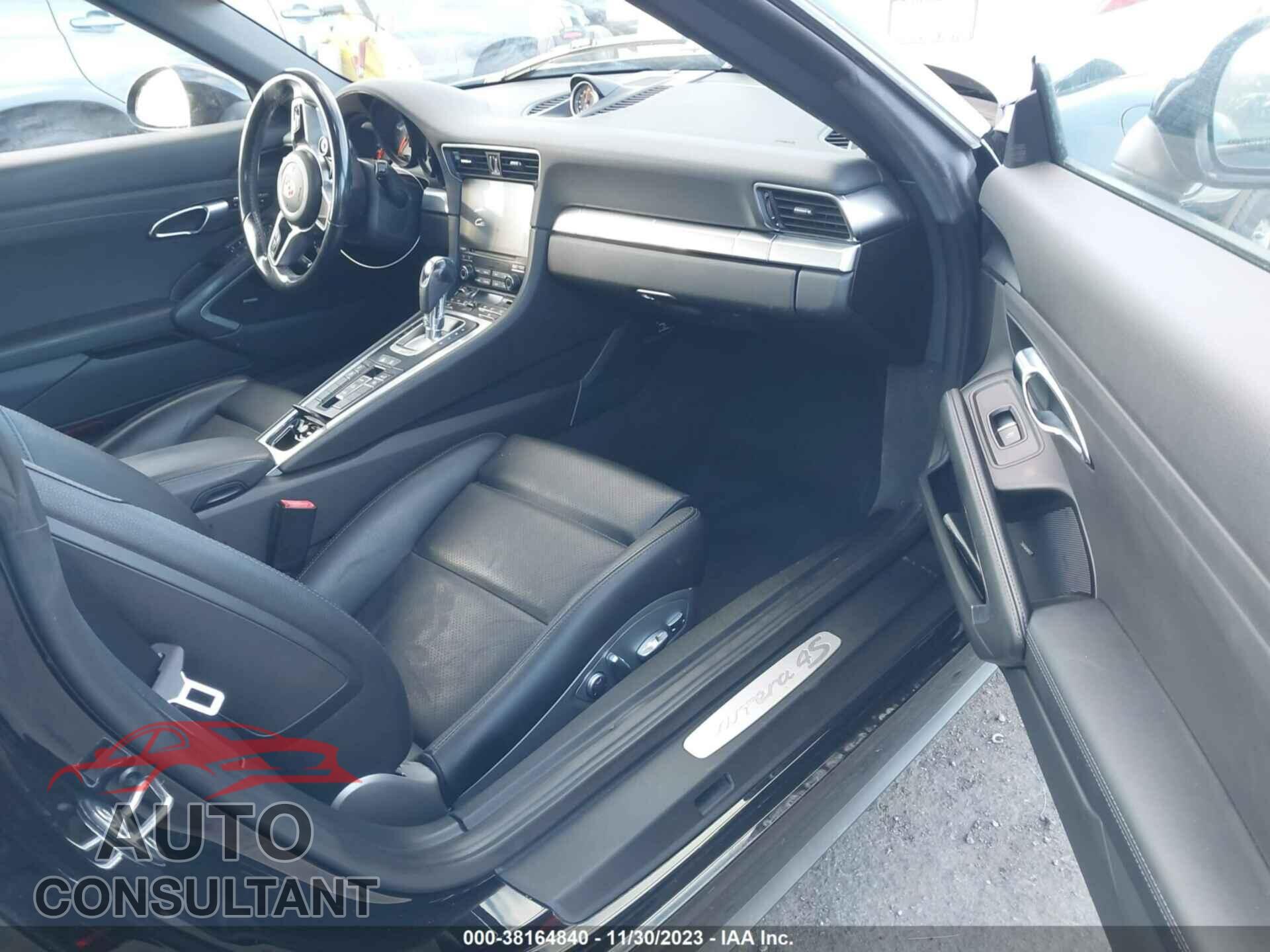 PORSCHE 911 2017 - WP0CB2A94HS154615