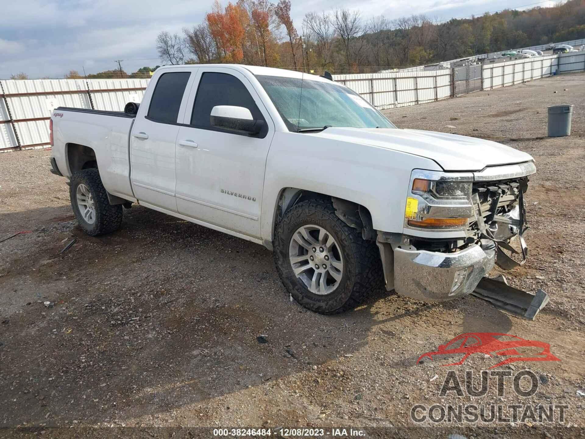 CHEVROLET SILVERADO 1500 2017 - 1GCVKREC9HZ109460