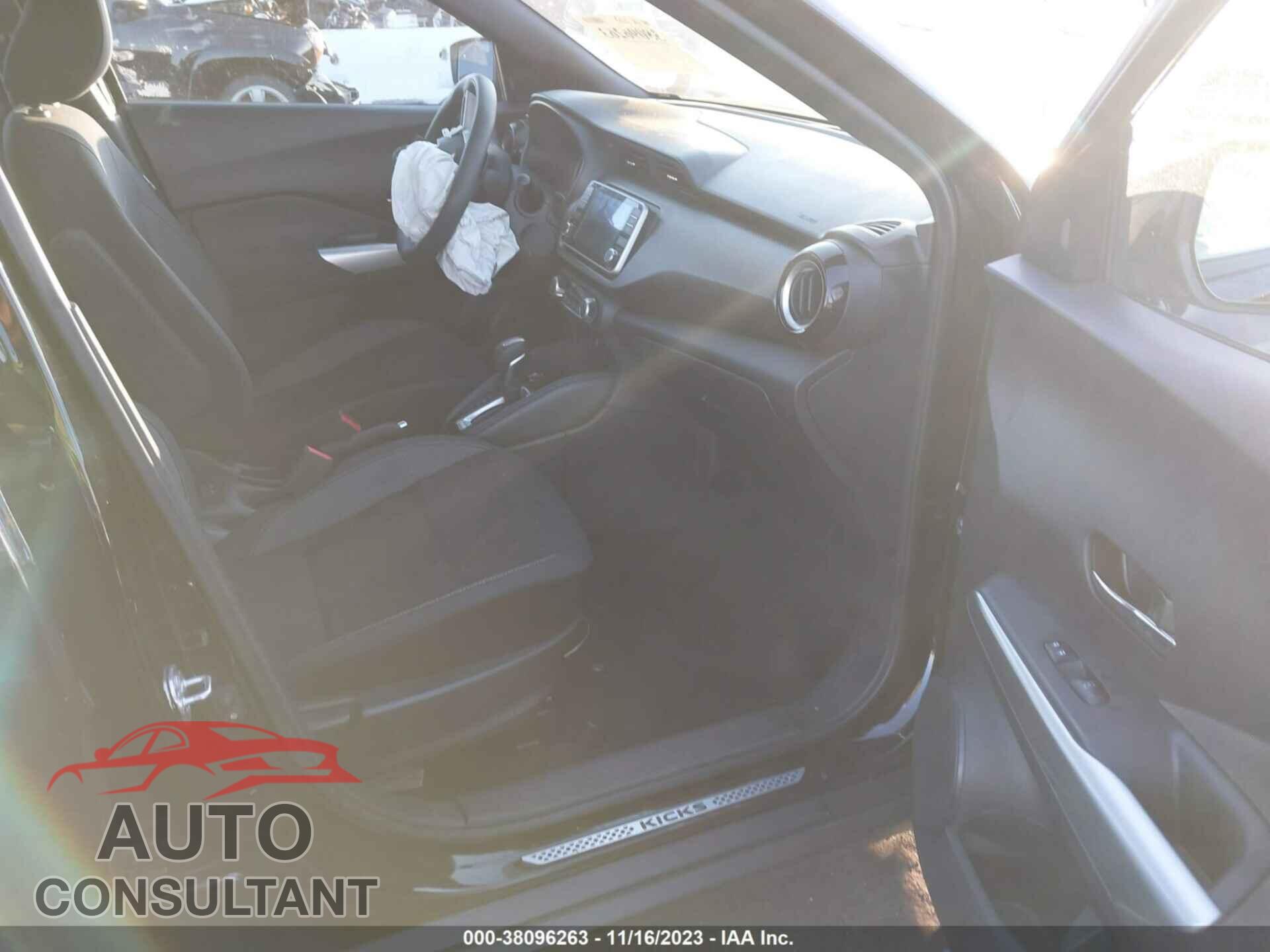 NISSAN KICKS 2019 - 3N1CP5CU3KL486493