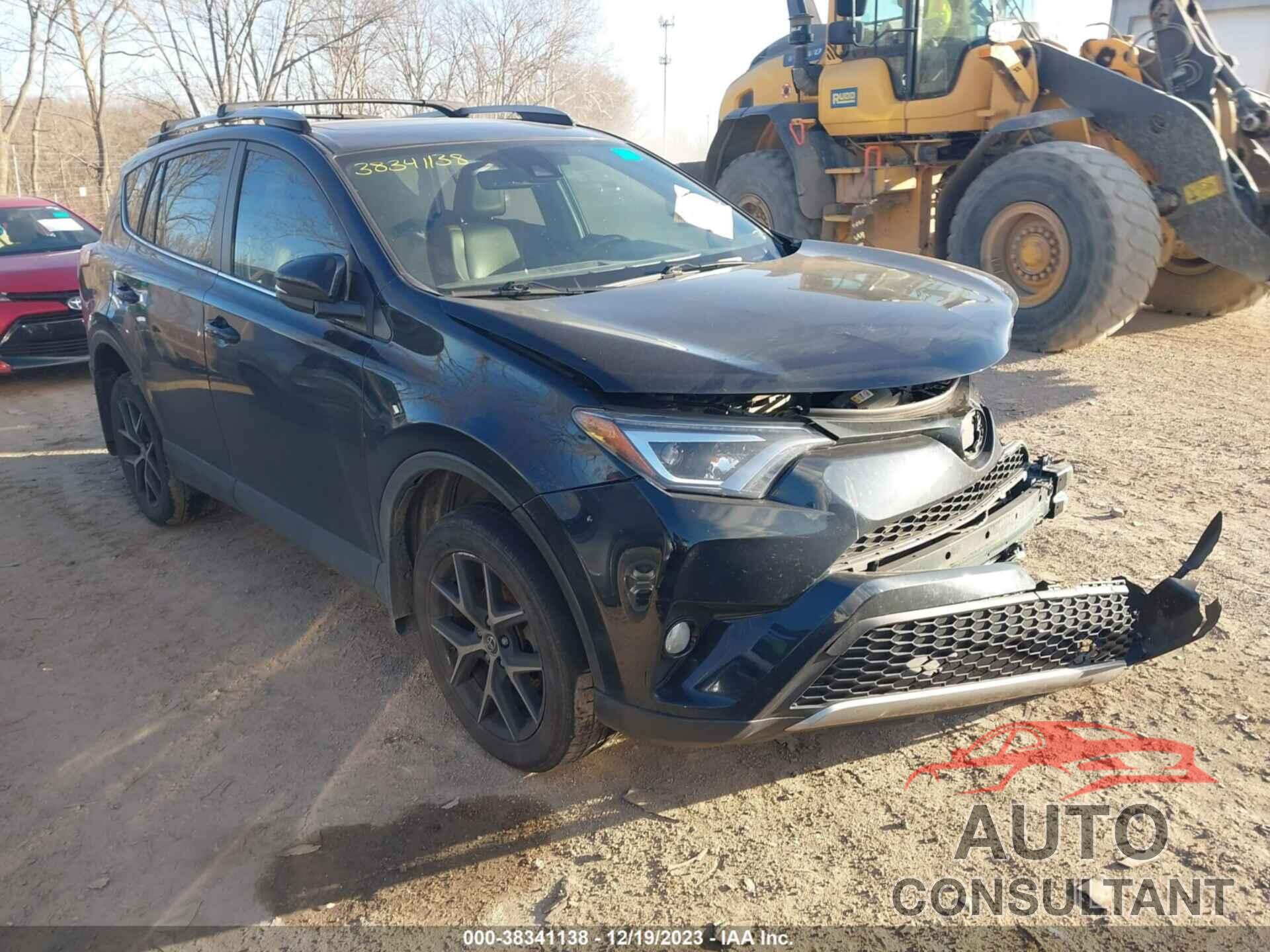 TOYOTA RAV4 2018 - JTMJFREV8JJ223622