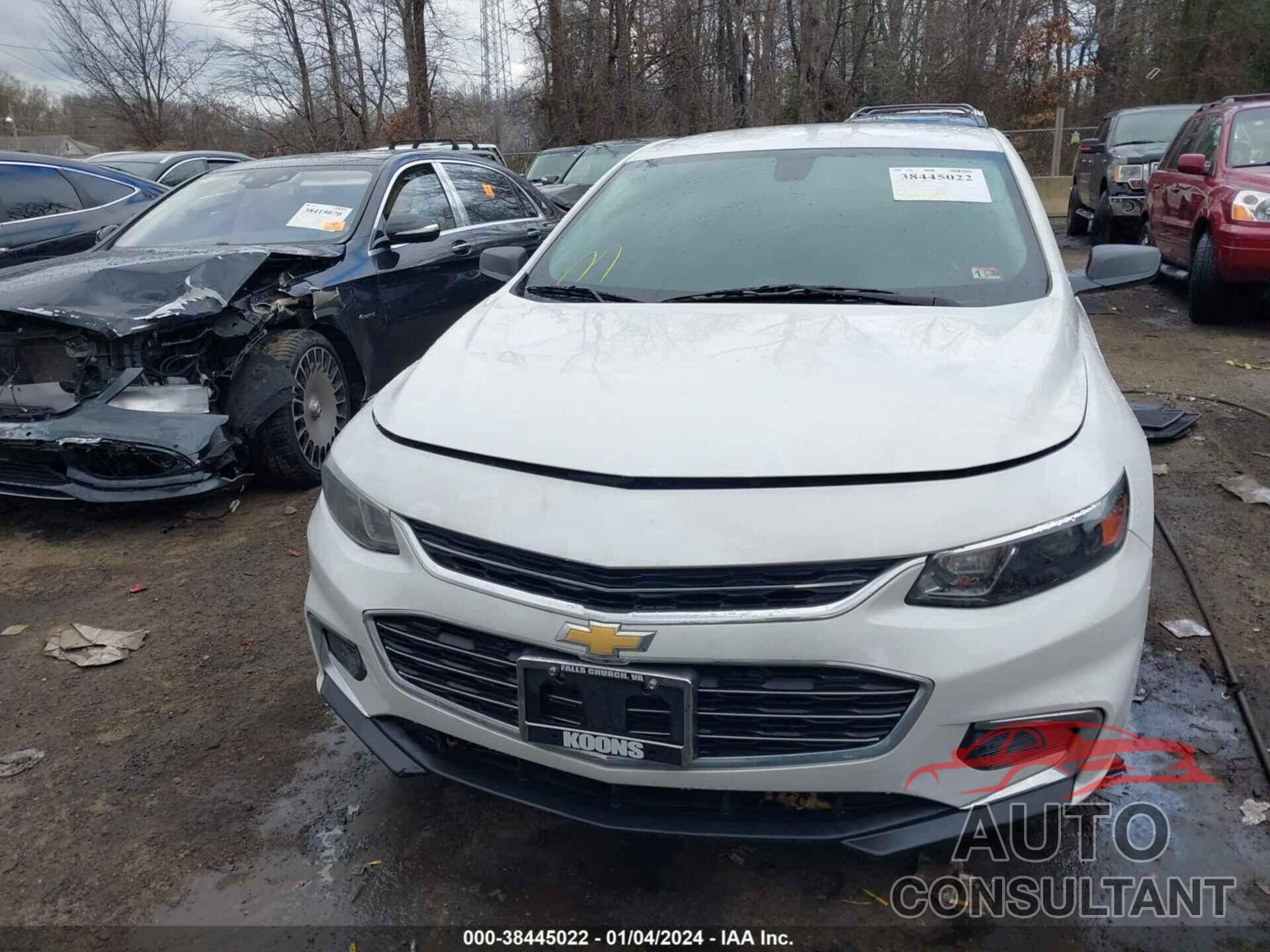 CHEVROLET MALIBU 2018 - 1G1ZB5ST5JF187247