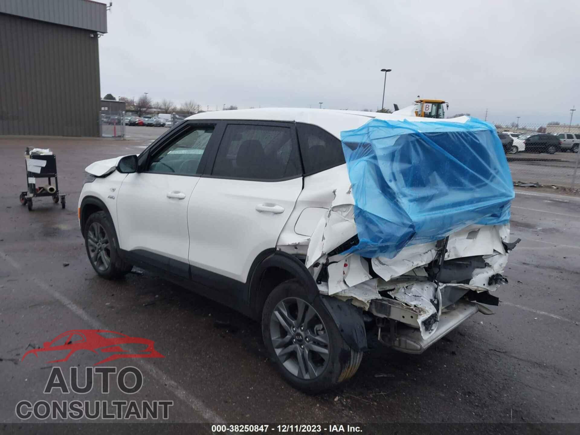 KIA SELTOS 2021 - KNDEPCAA3M7046266