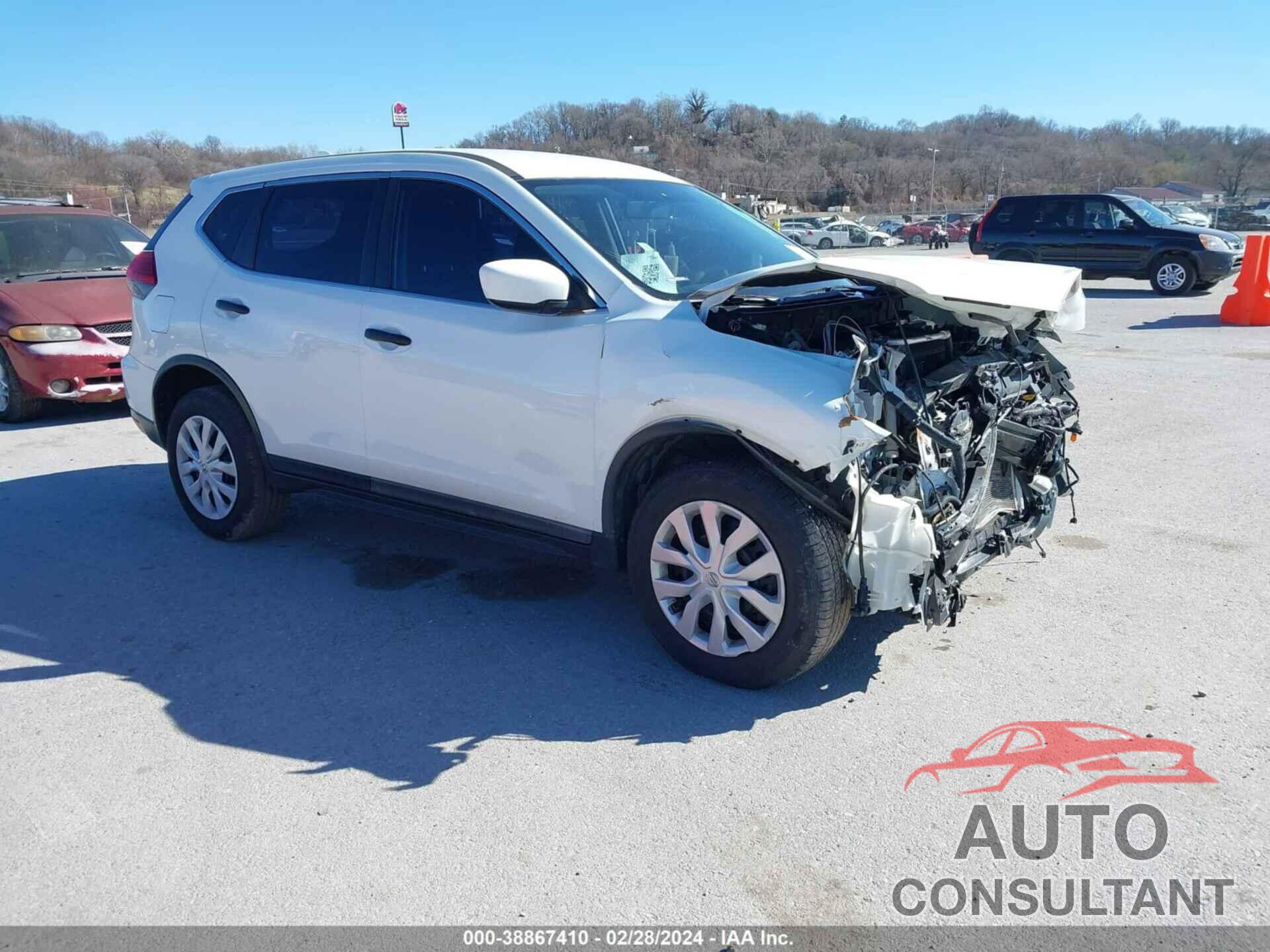 NISSAN ROGUE 2017 - KNMAT2MV5HP563111