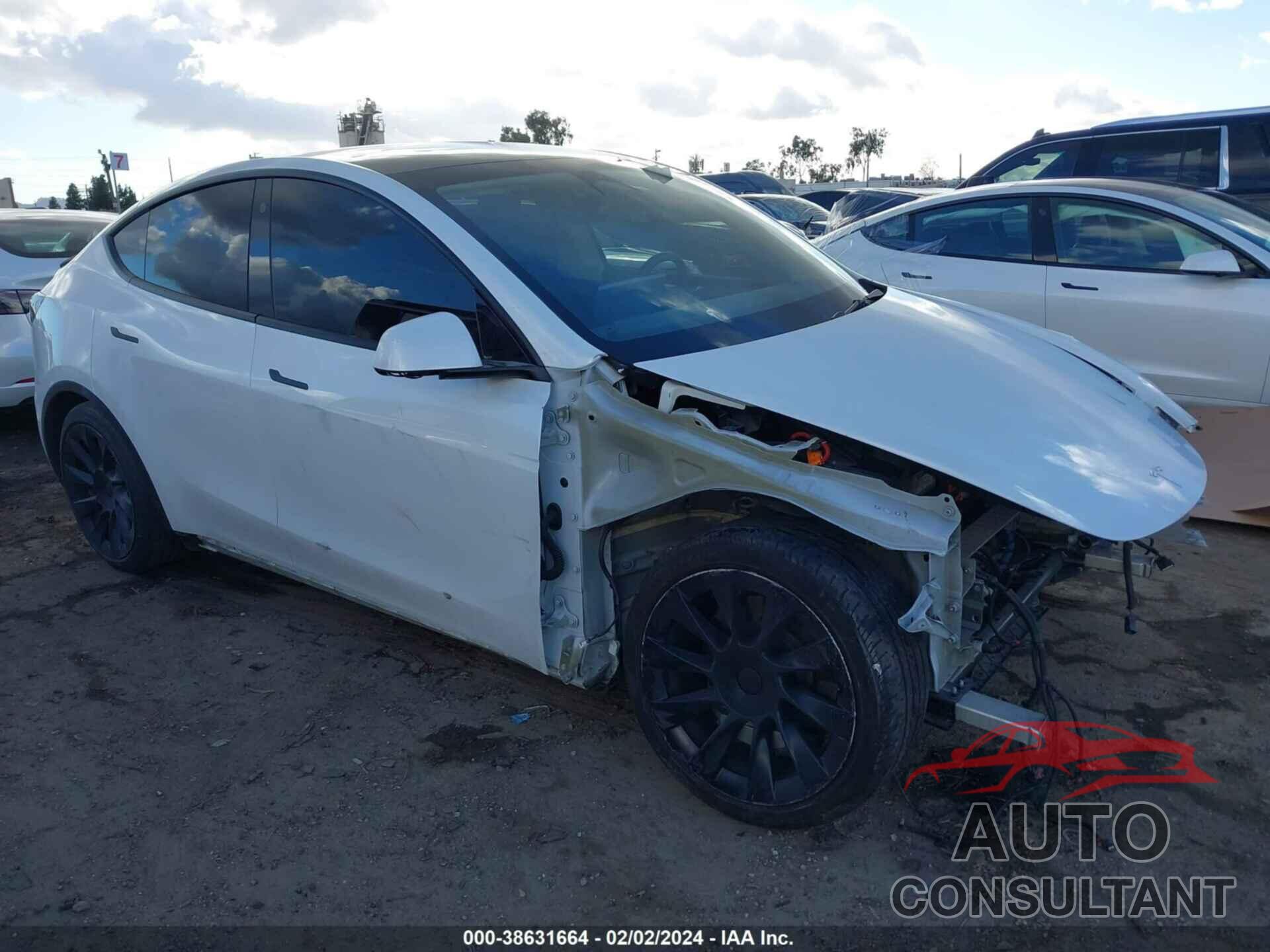 TESLA MODEL Y 2023 - 7SAYGDEE1PA027892