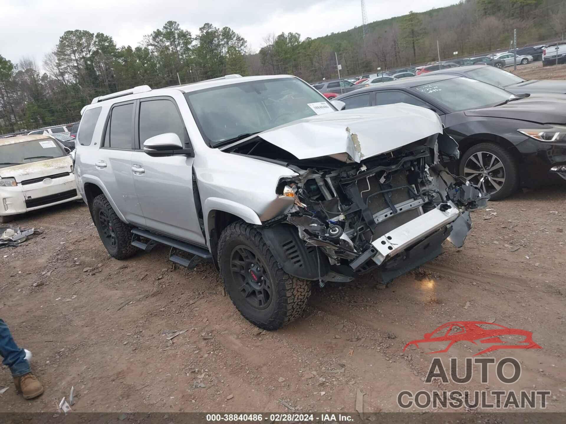 TOYOTA 4RUNNER 2018 - JTEZU5JR0J5187696