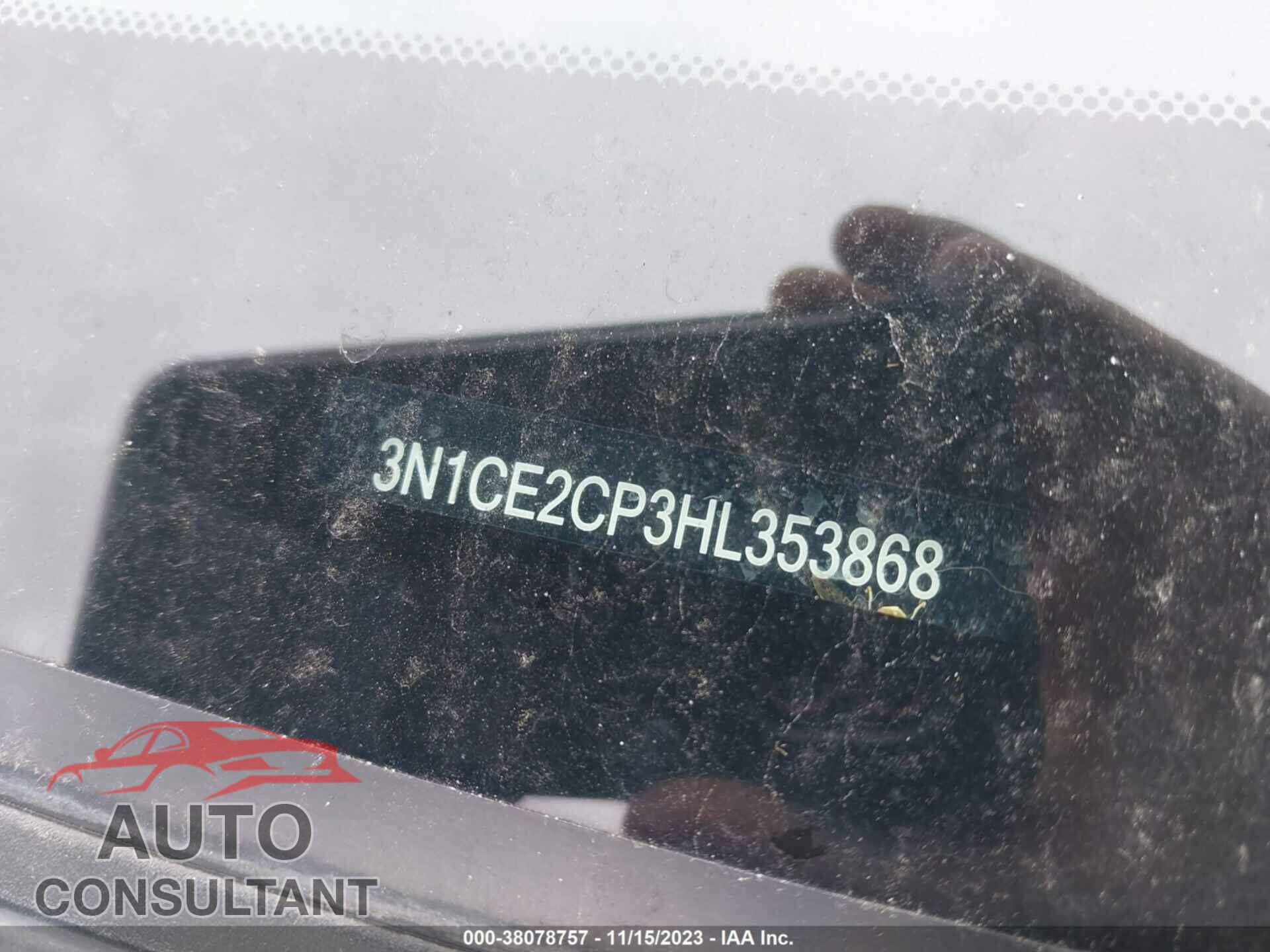 NISSAN VERSA NOTE 2017 - 3N1CE2CP3HL353868