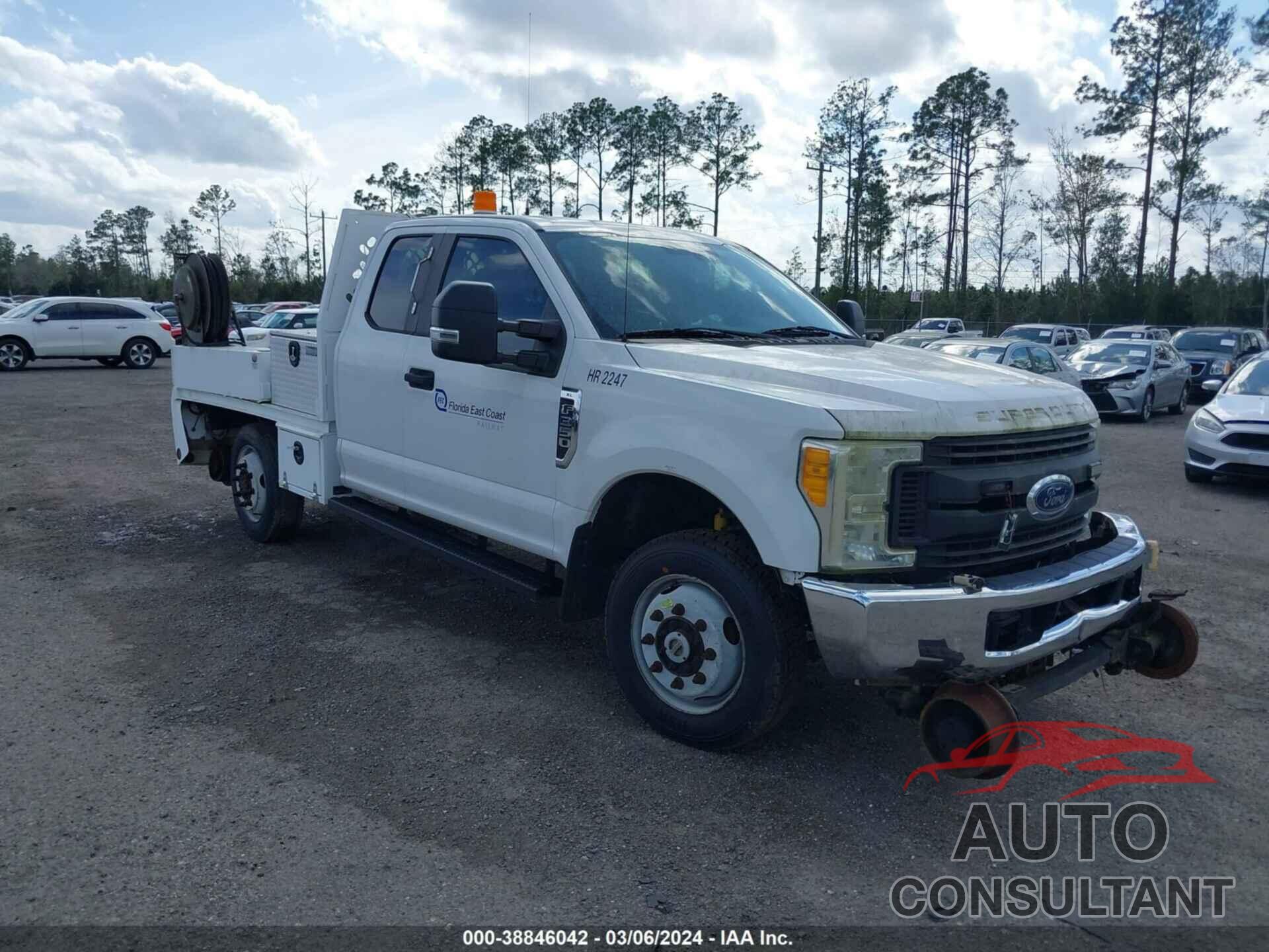 FORD F-350 2017 - 1FD7X3B6XHEC56668