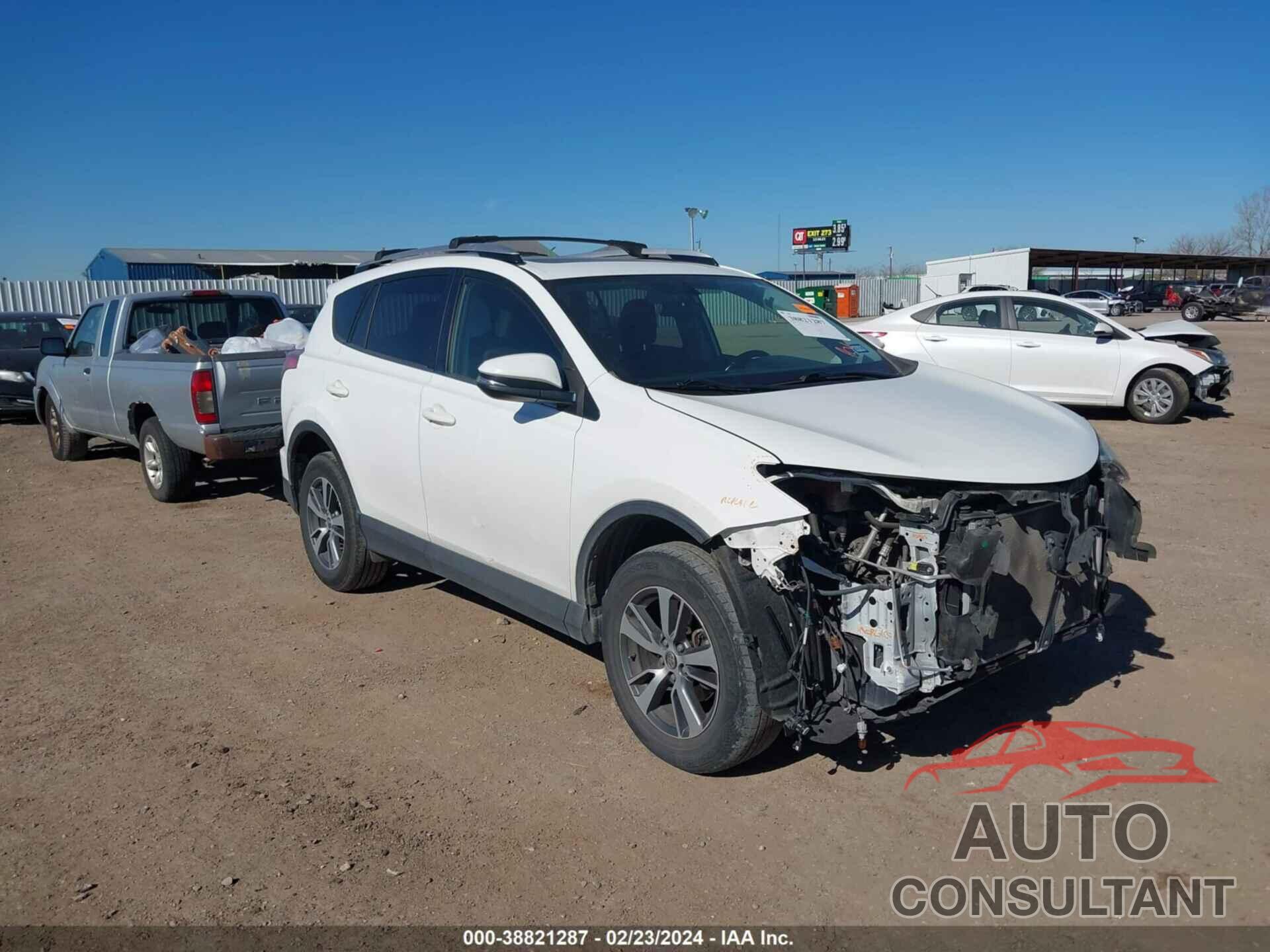 TOYOTA RAV4 2016 - JTMWFREV2GJ079953
