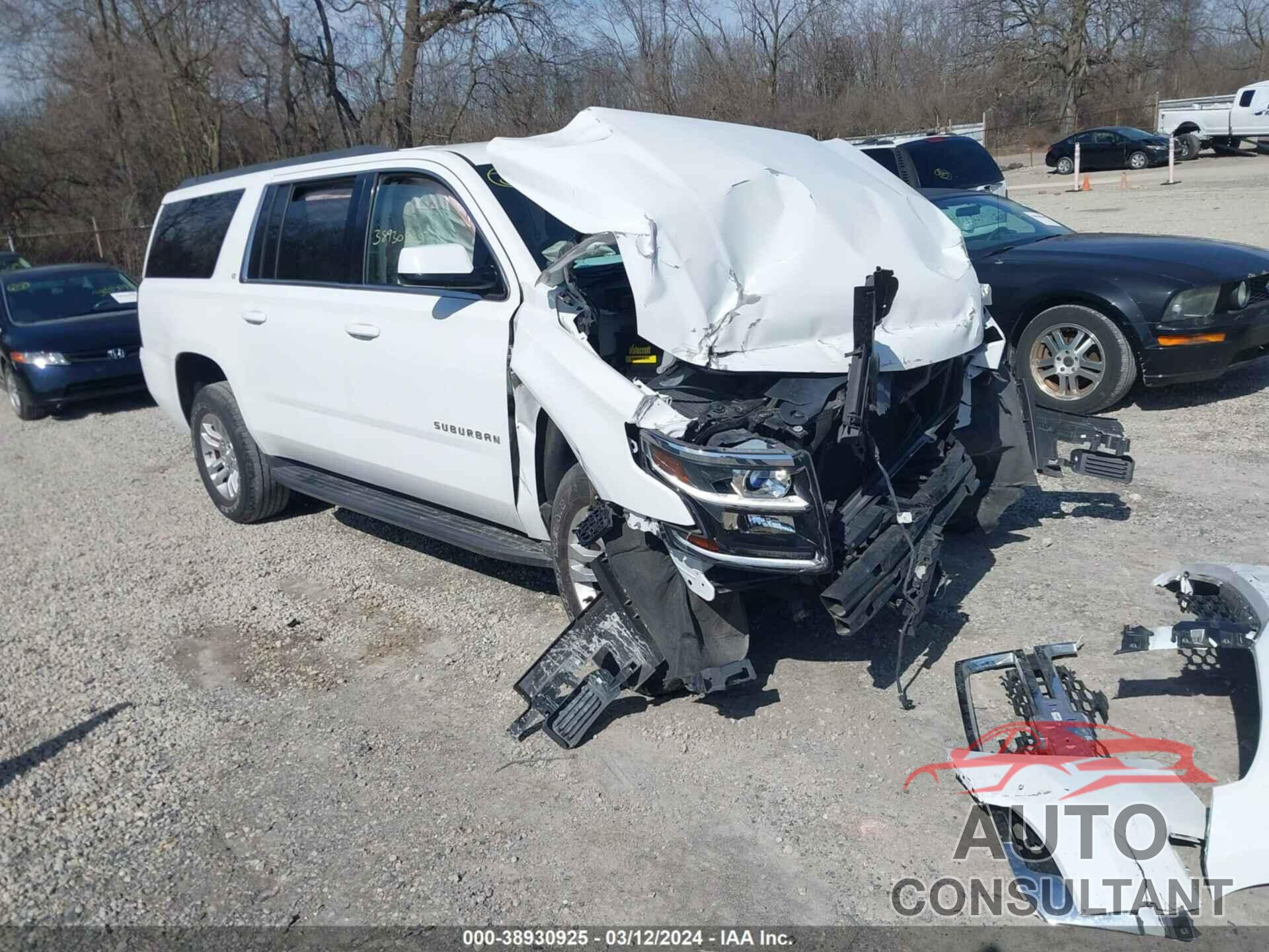 CHEVROLET SUBURBAN 2017 - 1GNSKHKC8HR186295