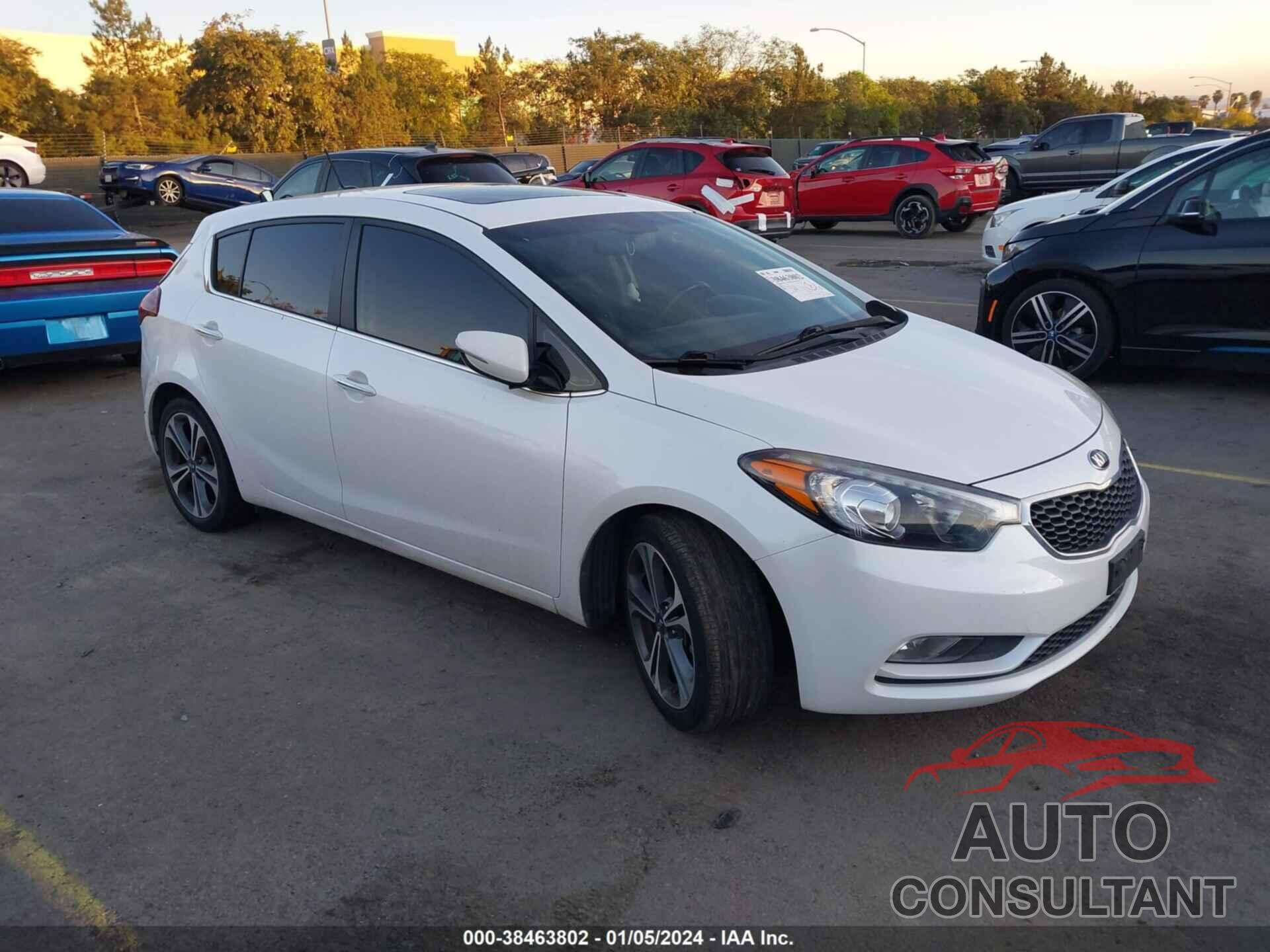 KIA FORTE 2016 - KNAFX5A88G5618152