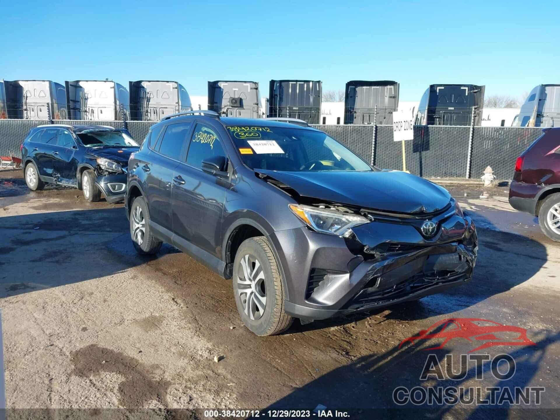TOYOTA RAV4 2017 - JTMBFREVXHJ151479
