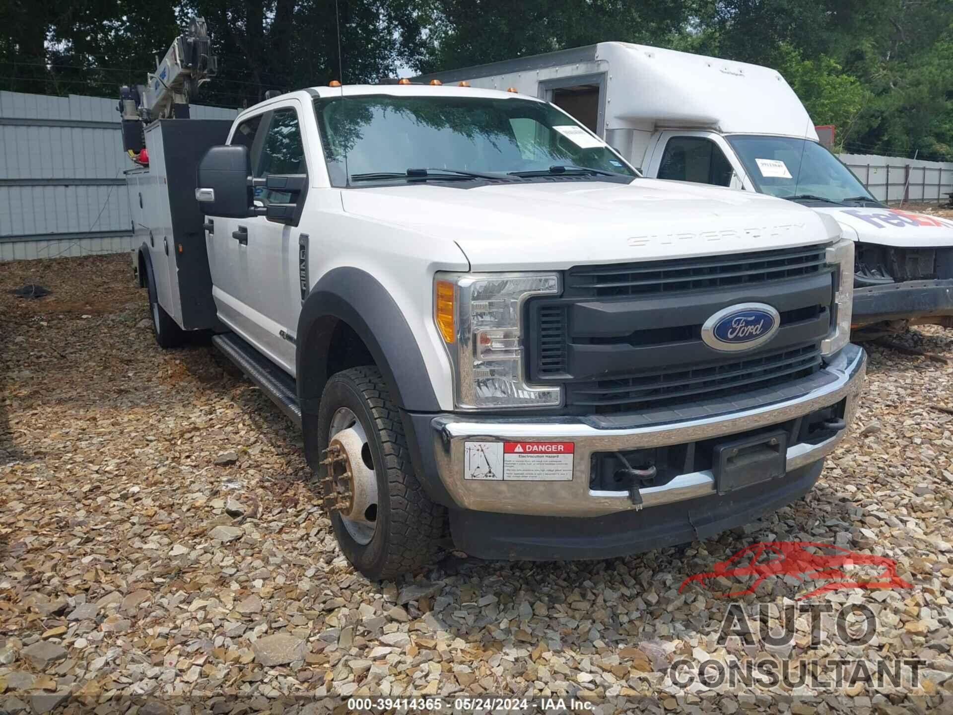 FORD F-450 CHASSIS 2017 - 1FD0W4HT4HEE18026