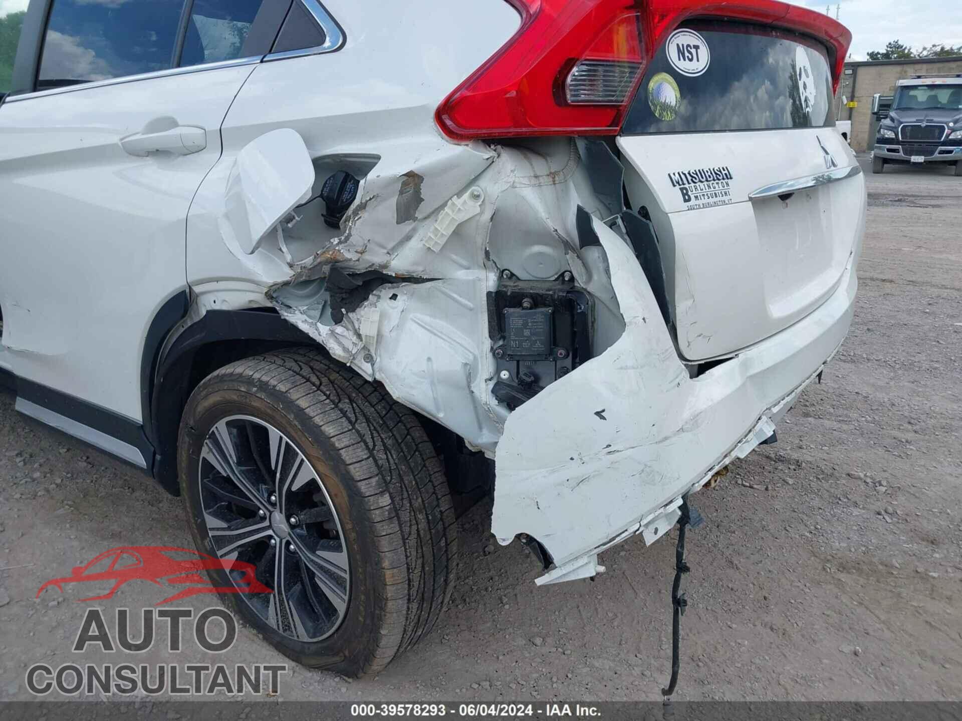 MITSUBISHI ECLIPSE CROSS 2018 - JA4AT5AA2JZ038031