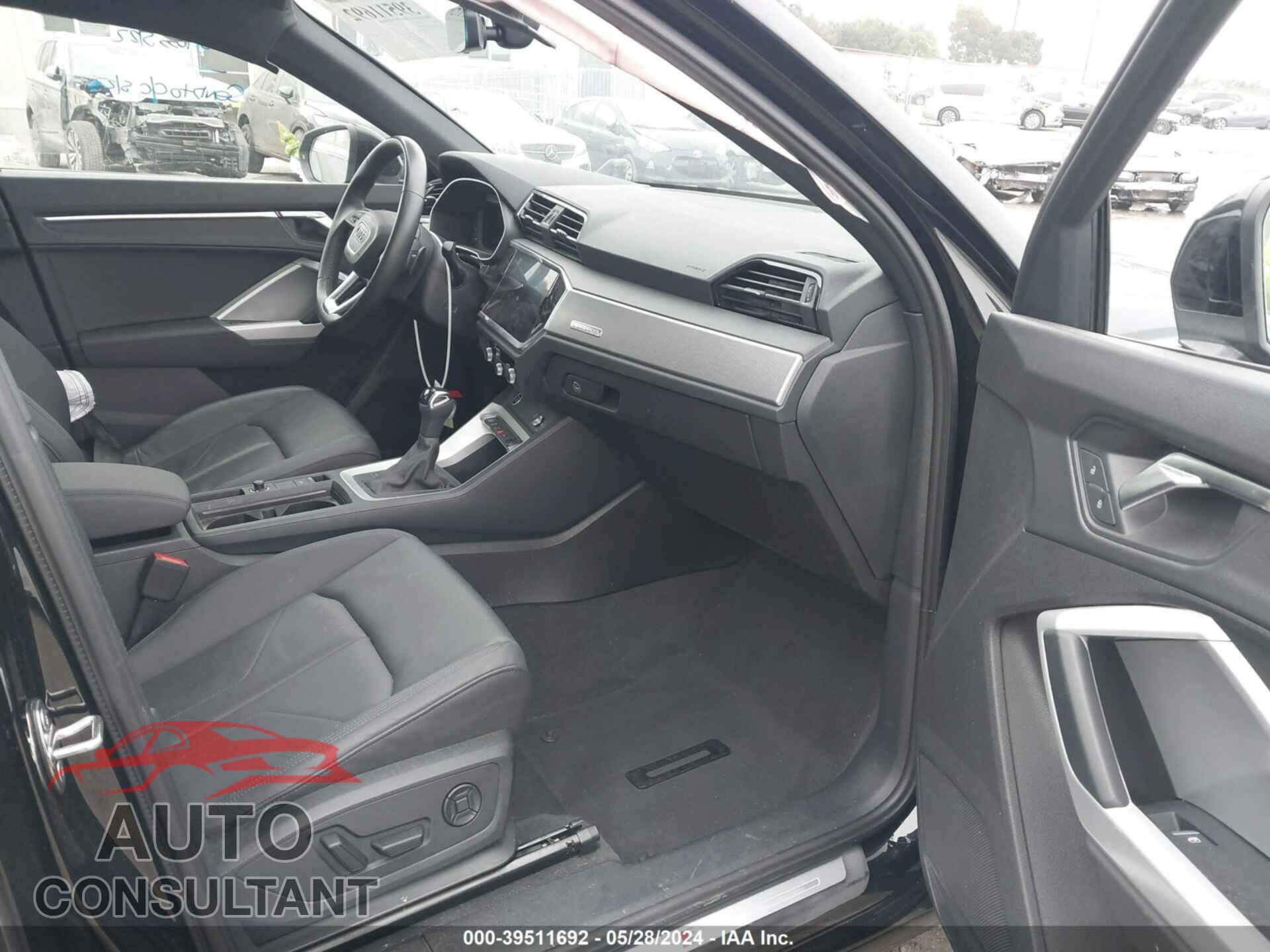 AUDI Q3 2022 - WA1DECF32N1051792