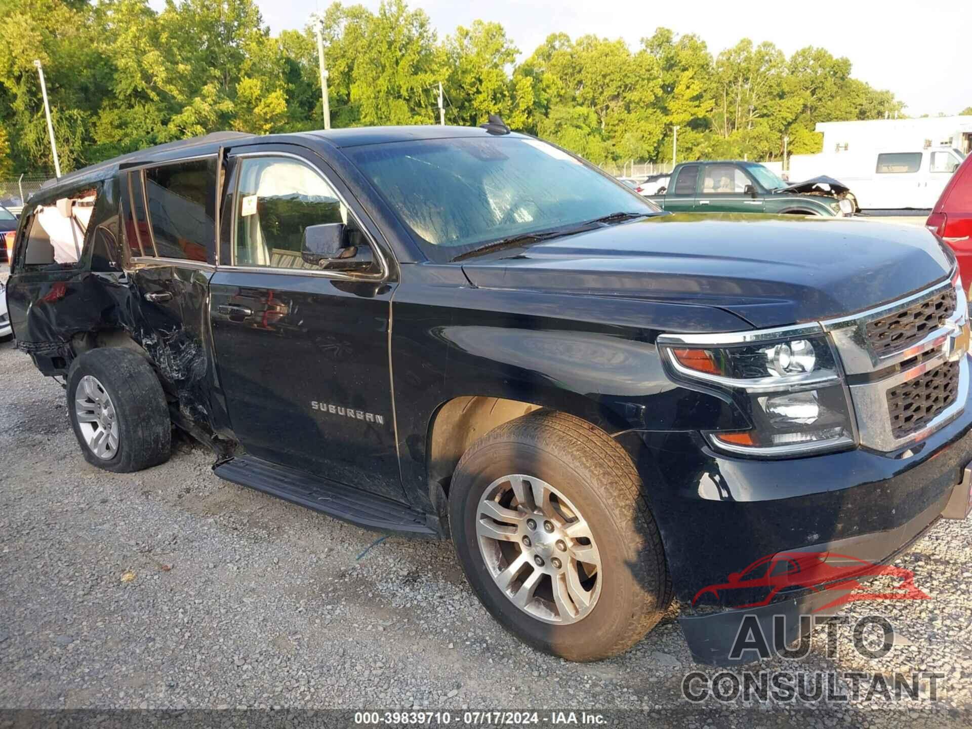 CHEVROLET SUBURBAN 2019 - 1GNSKHKC3KR382801