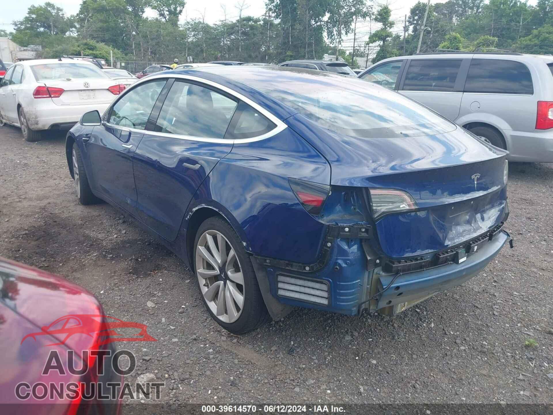 TESLA MODEL 3 2018 - 5YJ3E1EA9JF059864