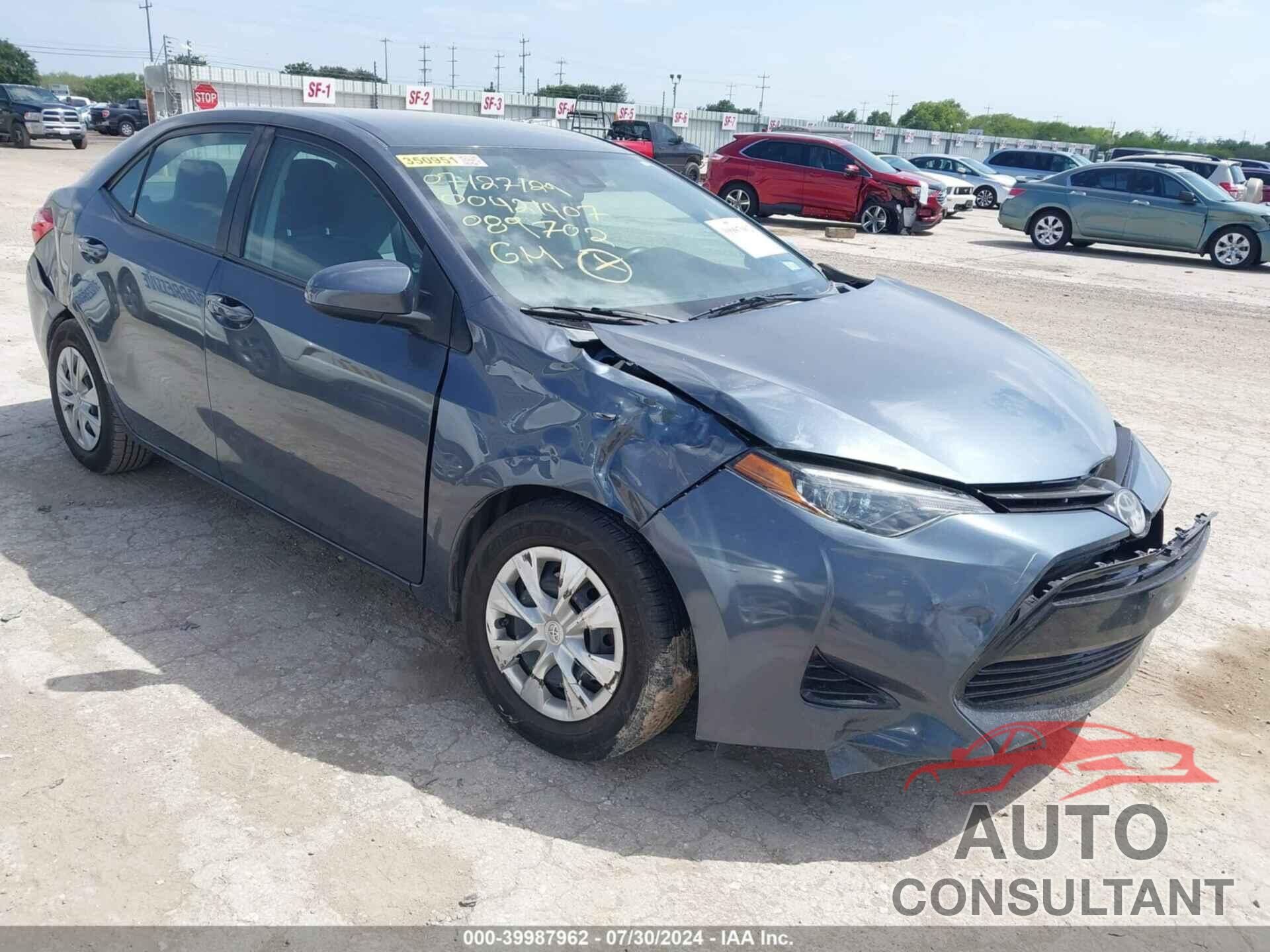 TOYOTA COROLLA 2018 - 2T1BURHE1JC089702