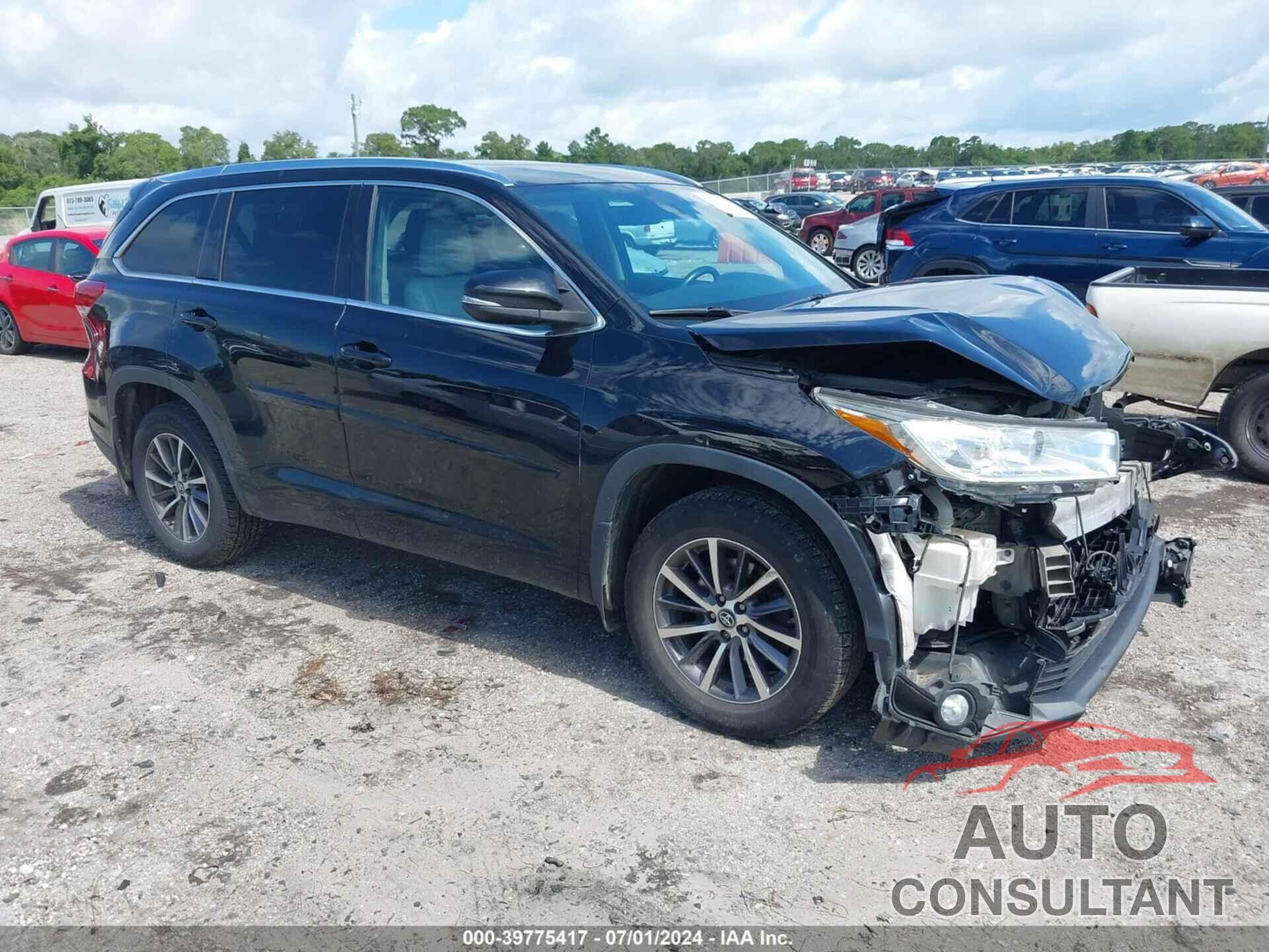 TOYOTA HIGHLANDER 2018 - 5TDJZRFH9JS532597