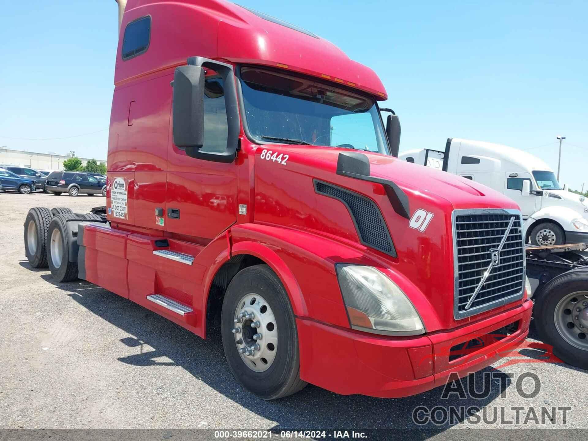 VOLVO VN 2016 - 4V4NC9EH8GN948065