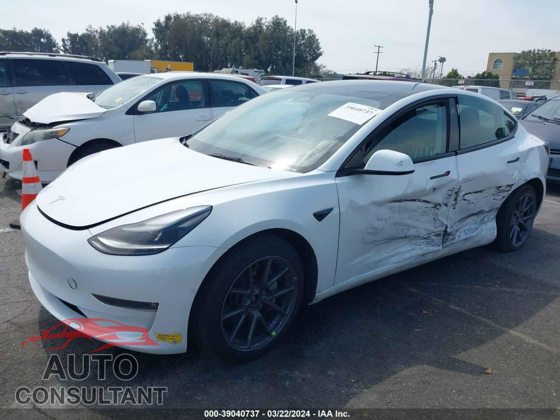 TESLA MODEL 3 2022 - 5YJ3E1EB4NF271957