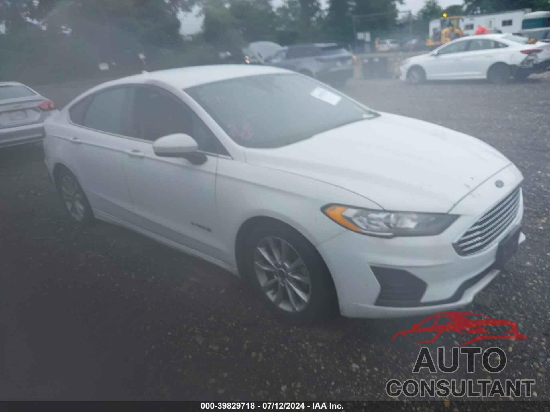 FORD FUSION HYBRID 2019 - 3FA6P0LU2KR212282