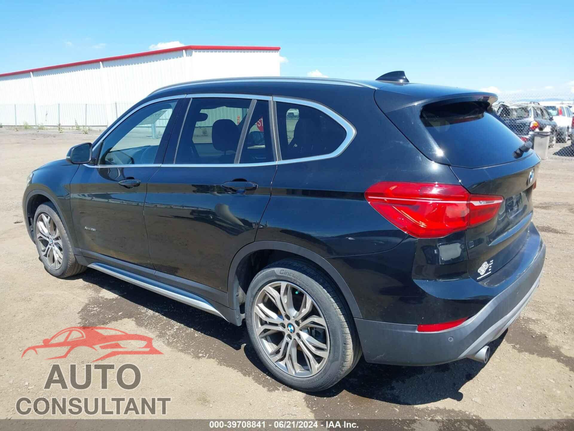 BMW X1 2017 - WBXHT3Z31H4A52143