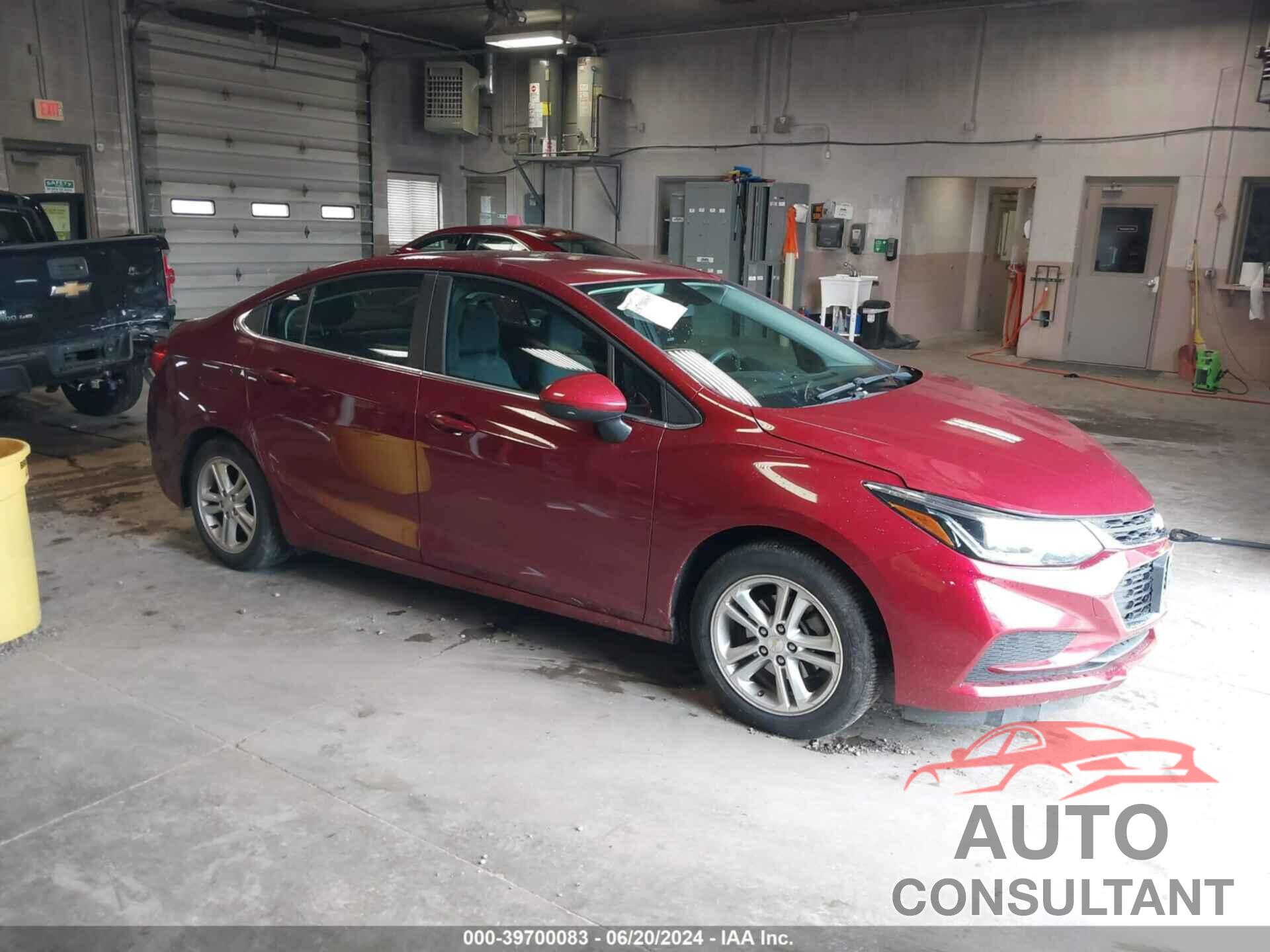 CHEVROLET CRUZE 2017 - 1G1BE5SM6H7250989