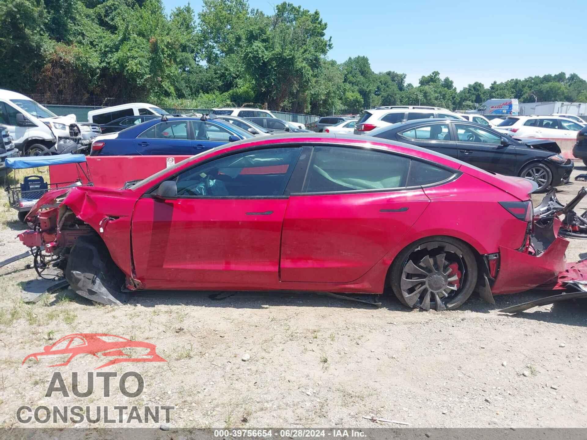 TESLA MODEL 3 2023 - 5YJ3E1EC2PF628242