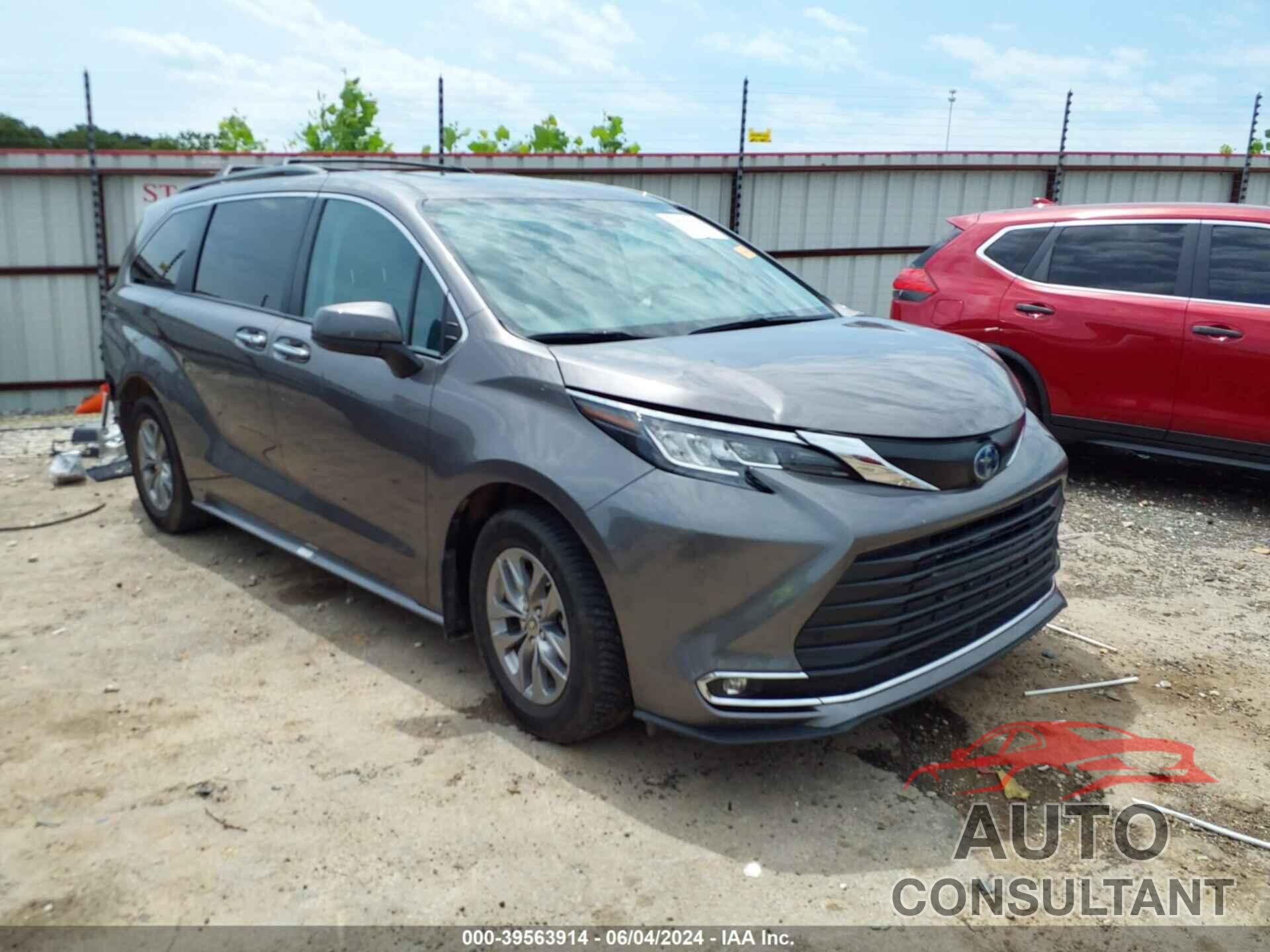 TOYOTA SIENNA 2022 - 5TDYRKEC0NS107156